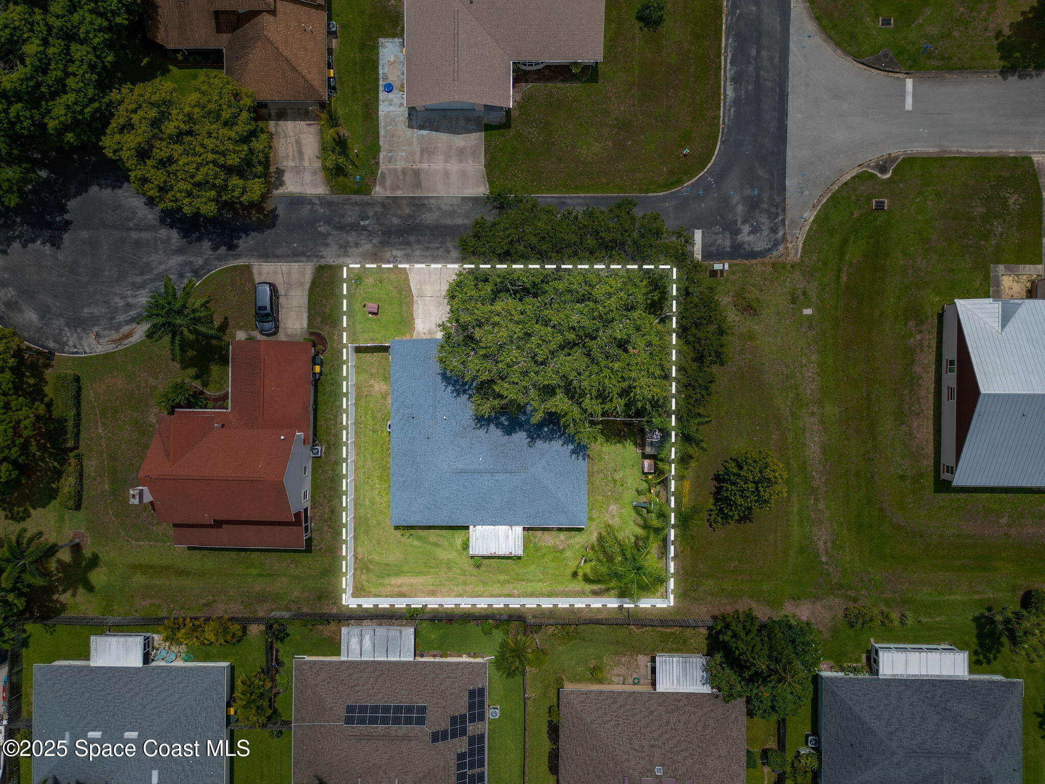 1036 Greenleaf Court