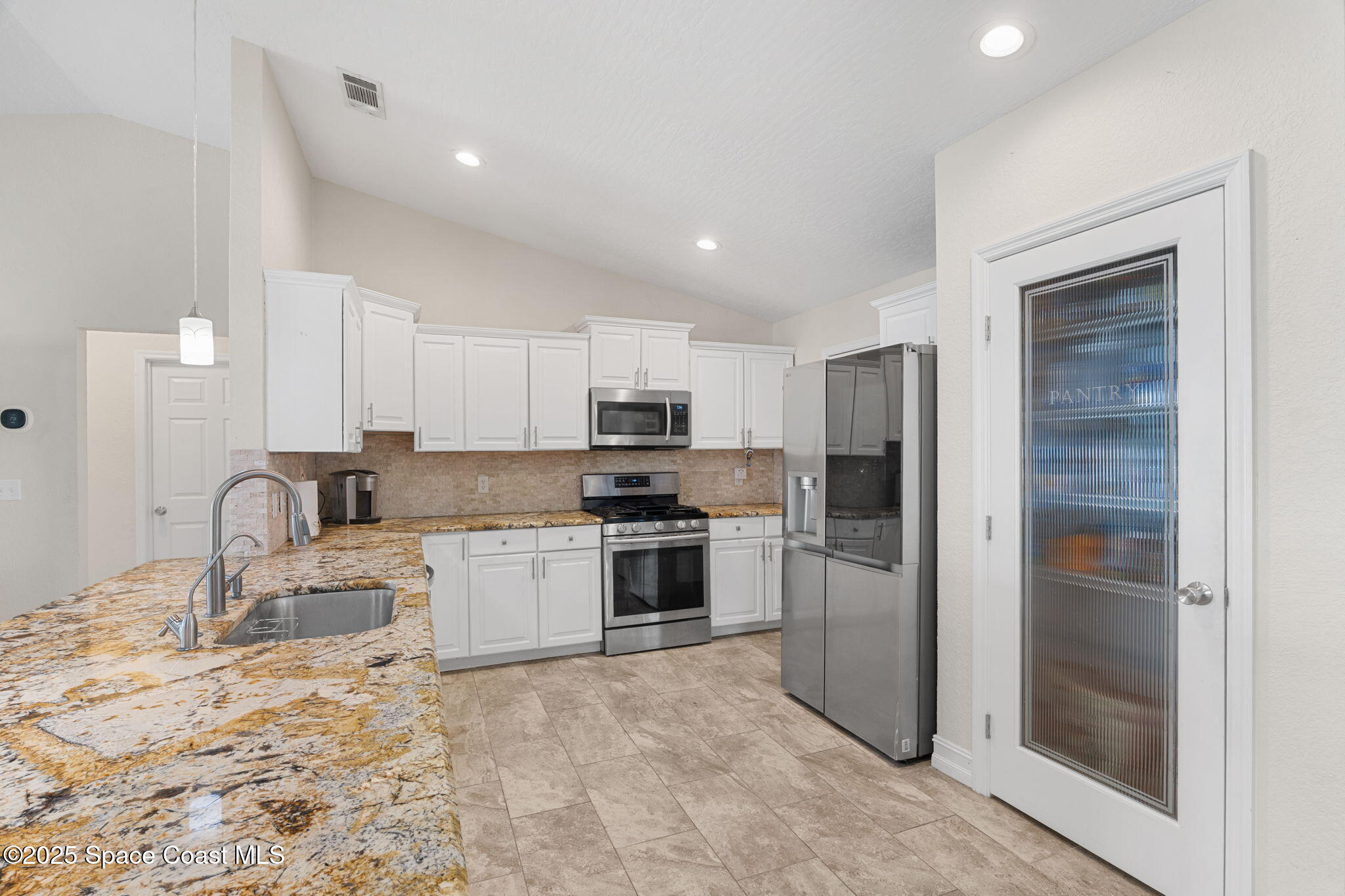 1036 Greenleaf Court