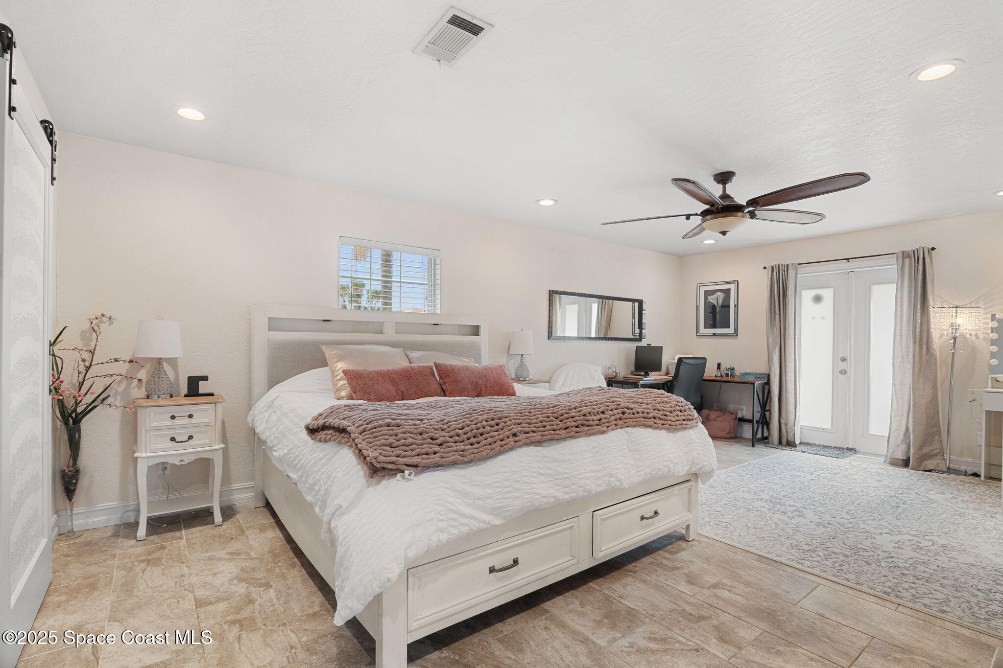 1036 Greenleaf Court