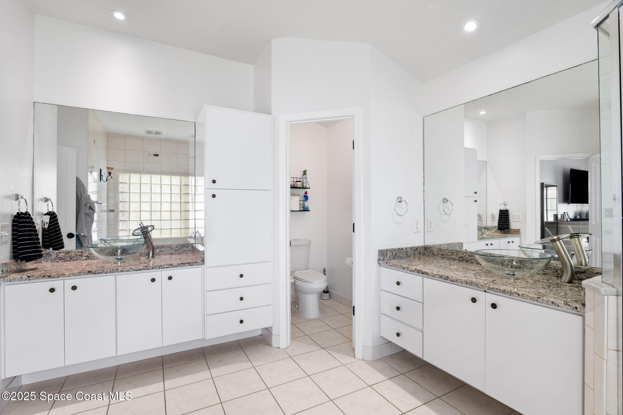 405 Lake View Lane