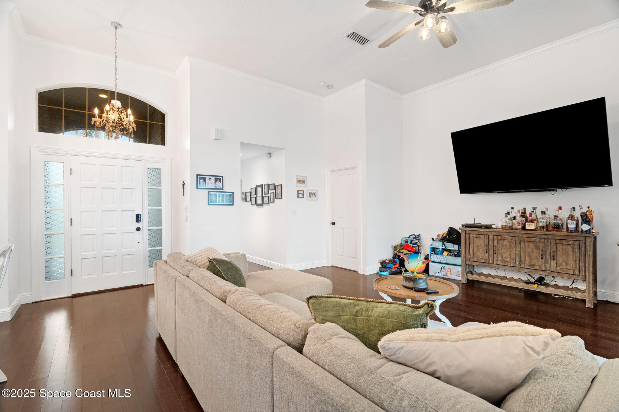 405 Lake View Lane