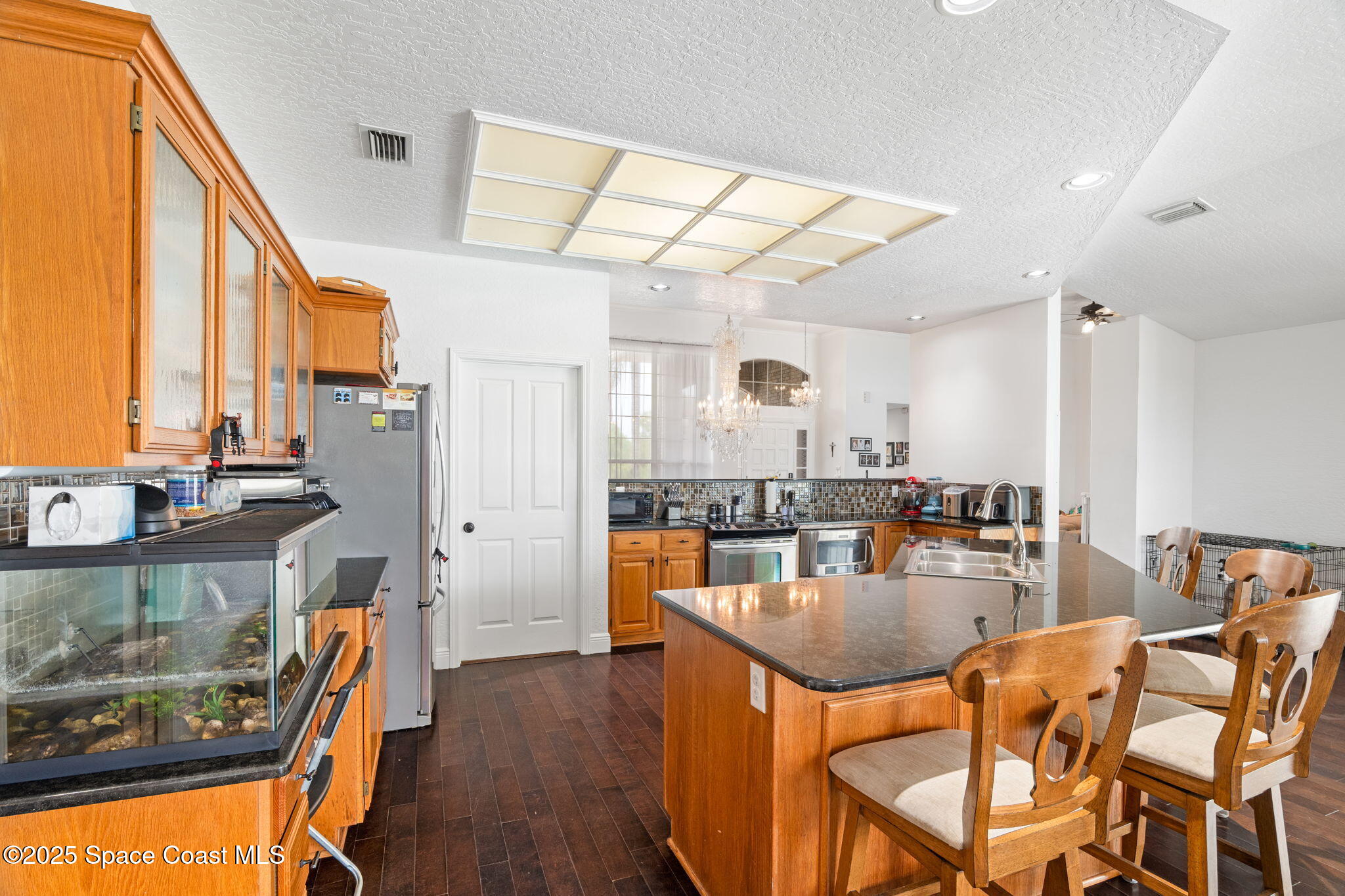 405 Lake View Lane