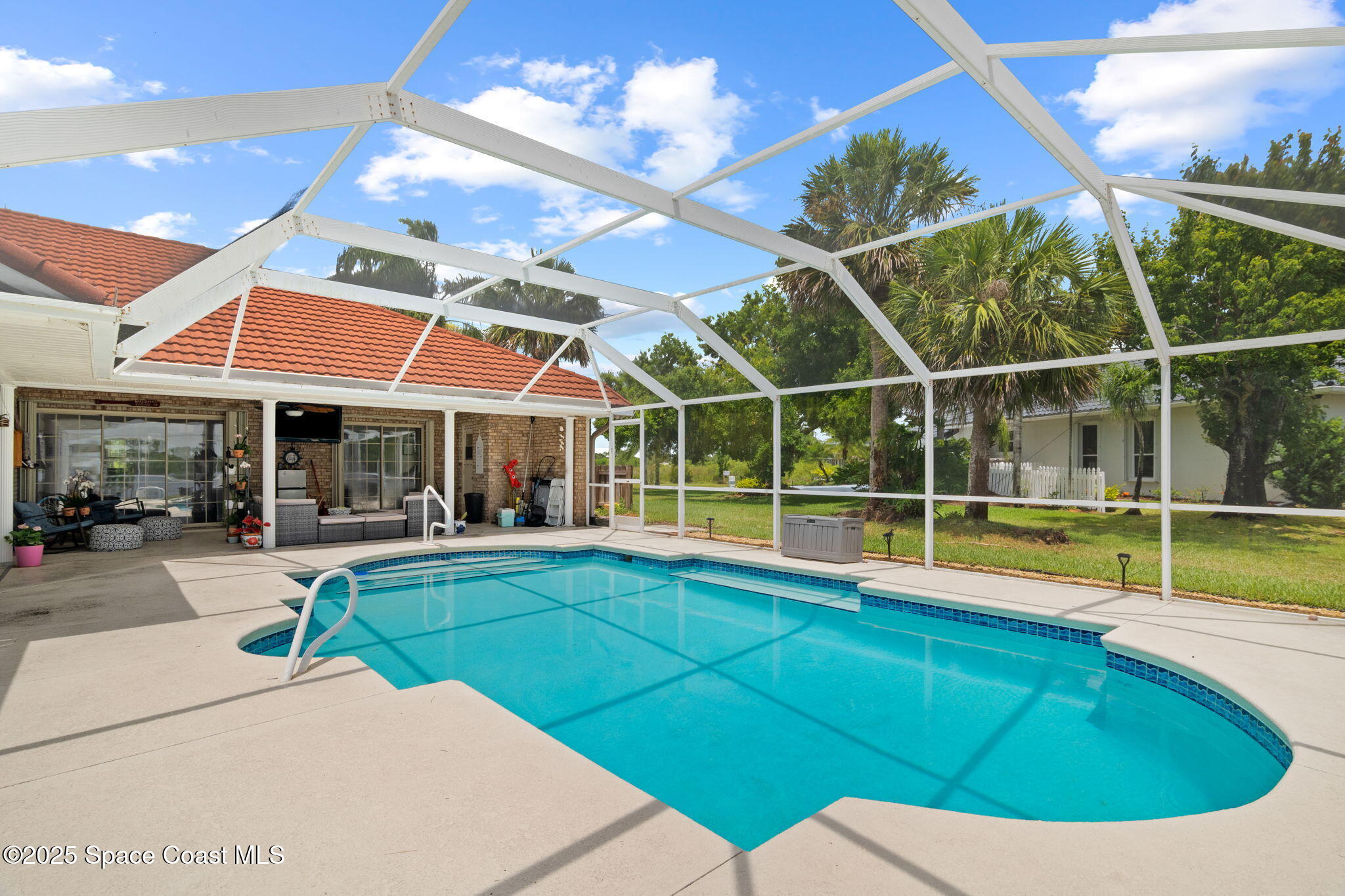 405 Lake View Lane