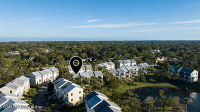 1635 42nd Square, 104