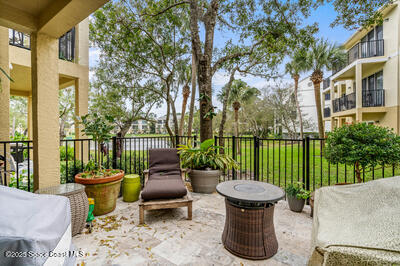 1635 42nd Square, 104