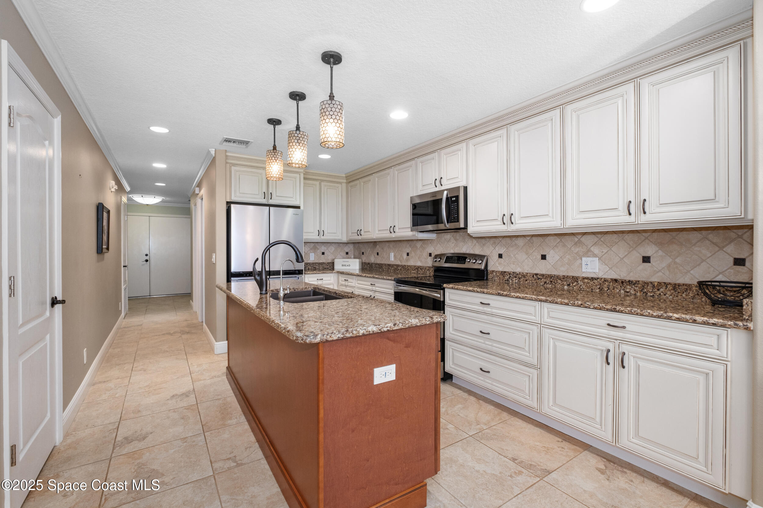 700 Wavecrest Avenue, 102