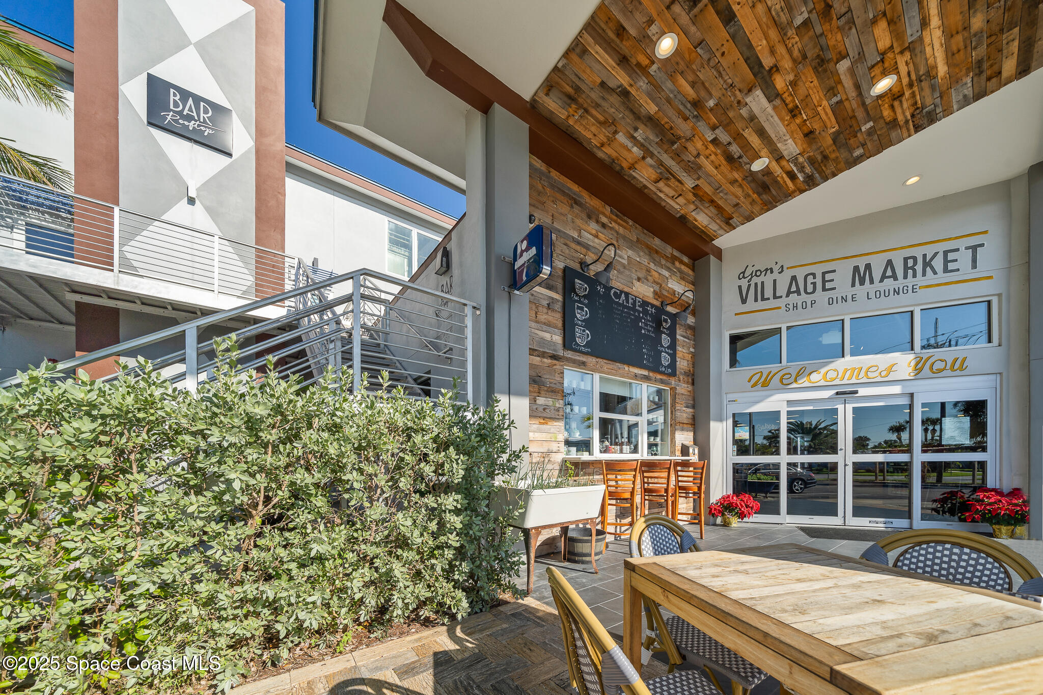 700 Wavecrest Avenue, 102
