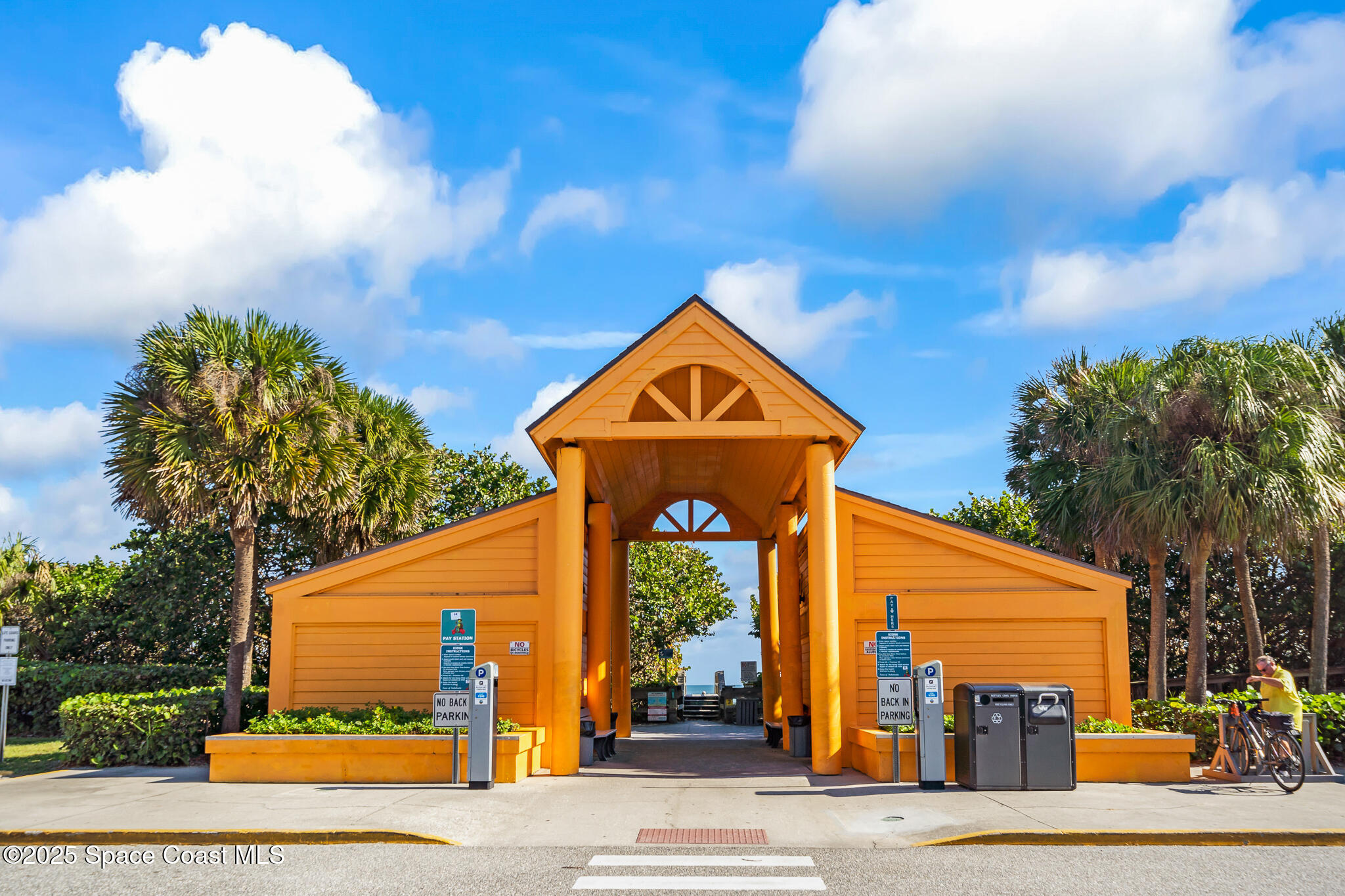 700 Wavecrest Avenue, 102