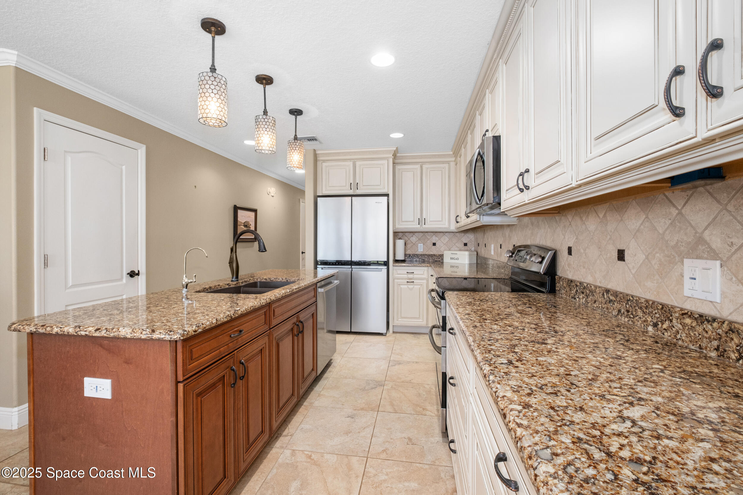 700 Wavecrest Avenue, 102