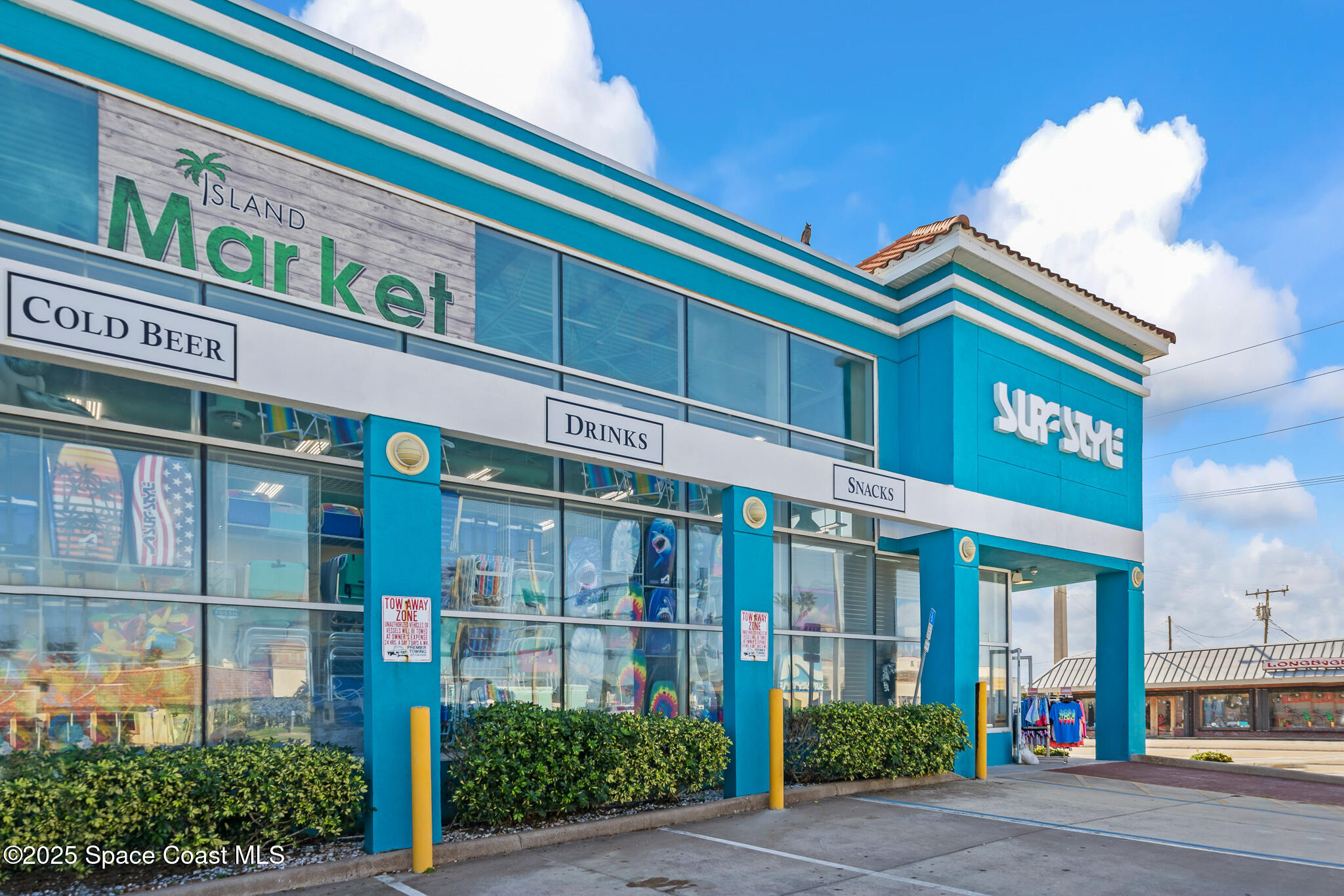 700 Wavecrest Avenue, 102