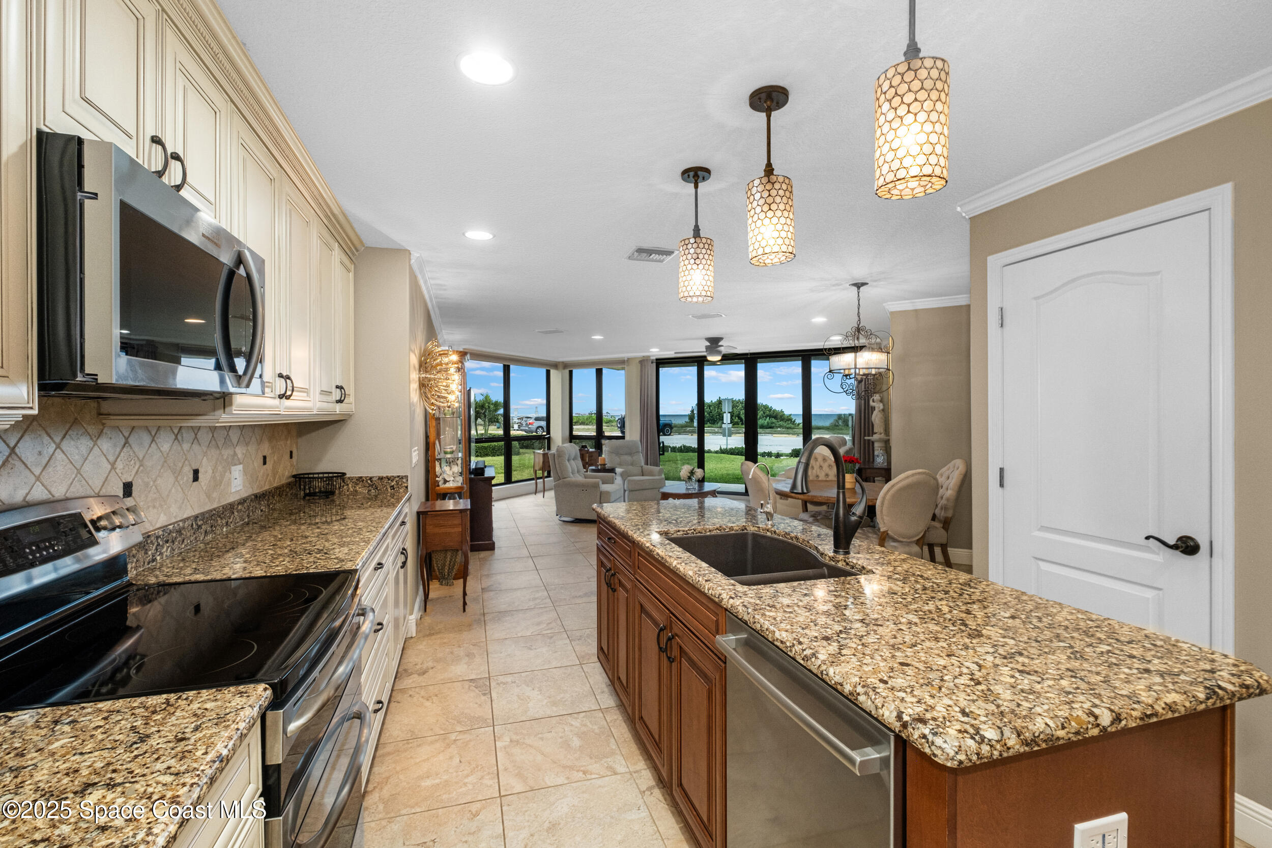 700 Wavecrest Avenue, 102