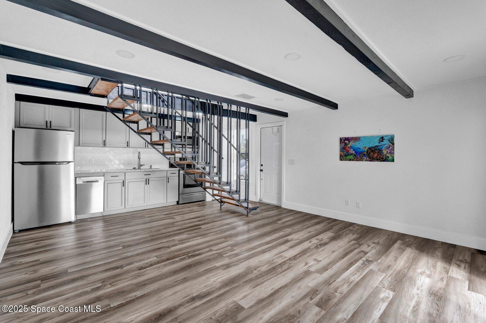 3912 Overlook Drive, 38