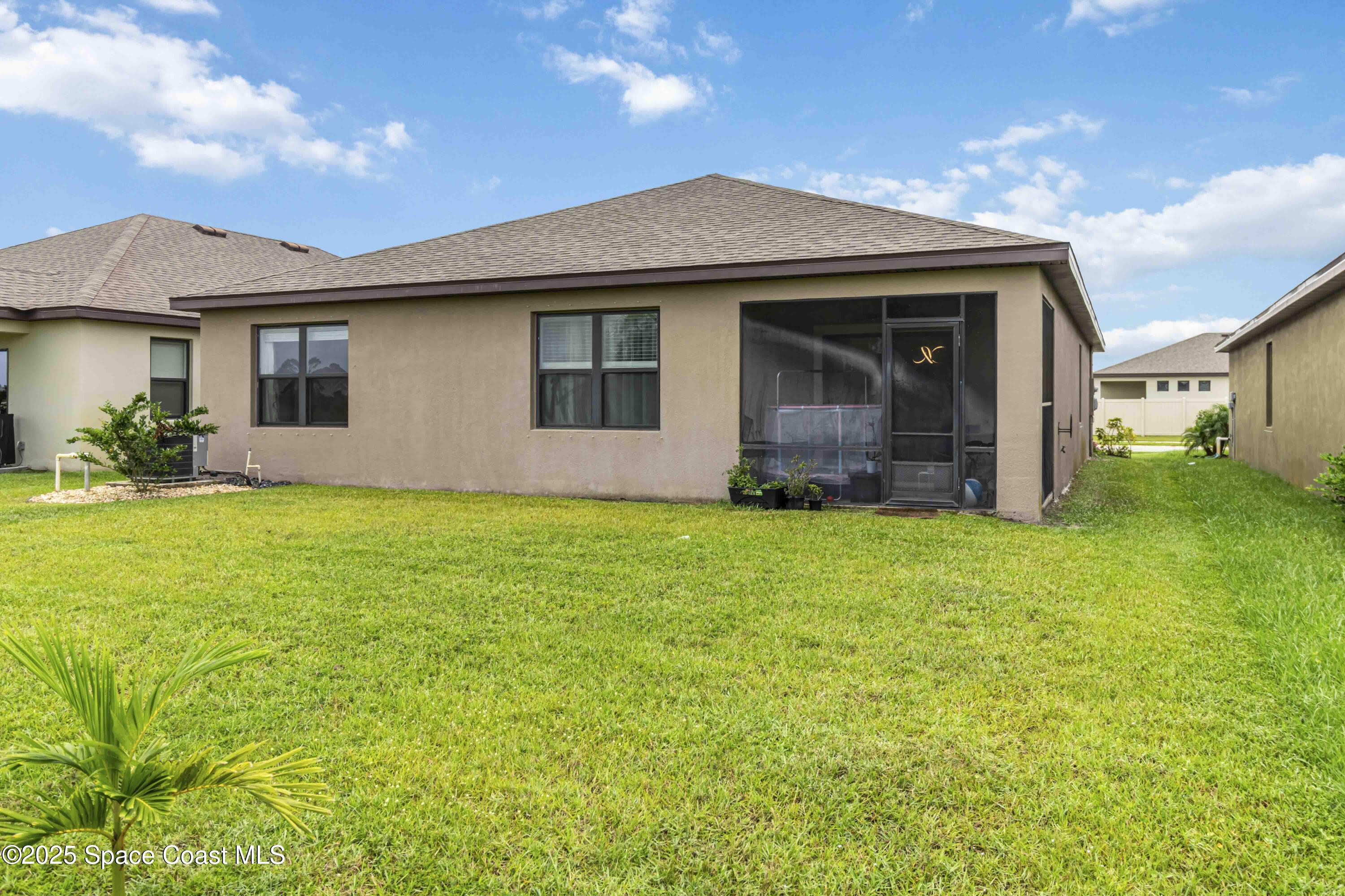 1903 Farmhouse Road SE