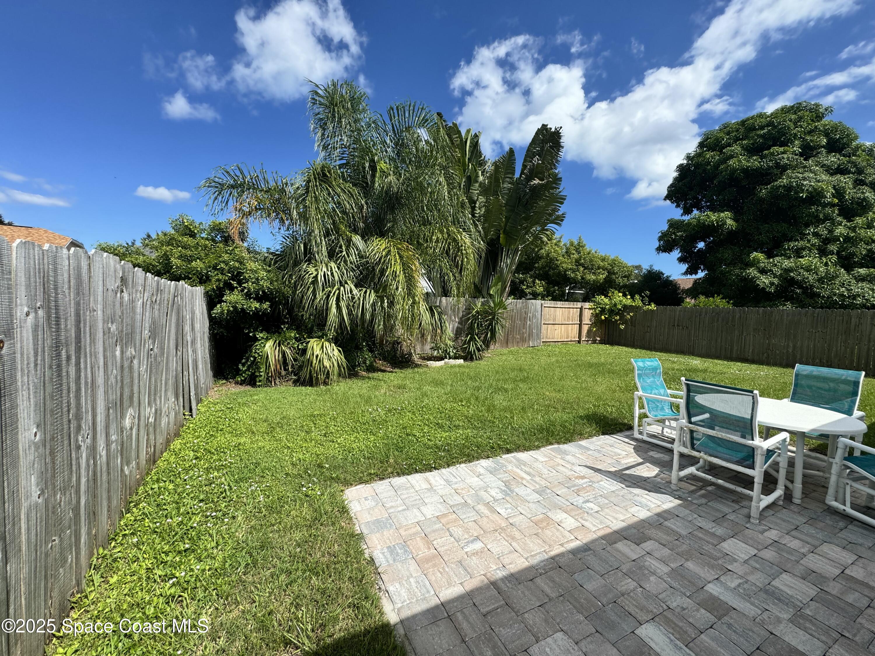 1436 Brook Drive, Melbourne