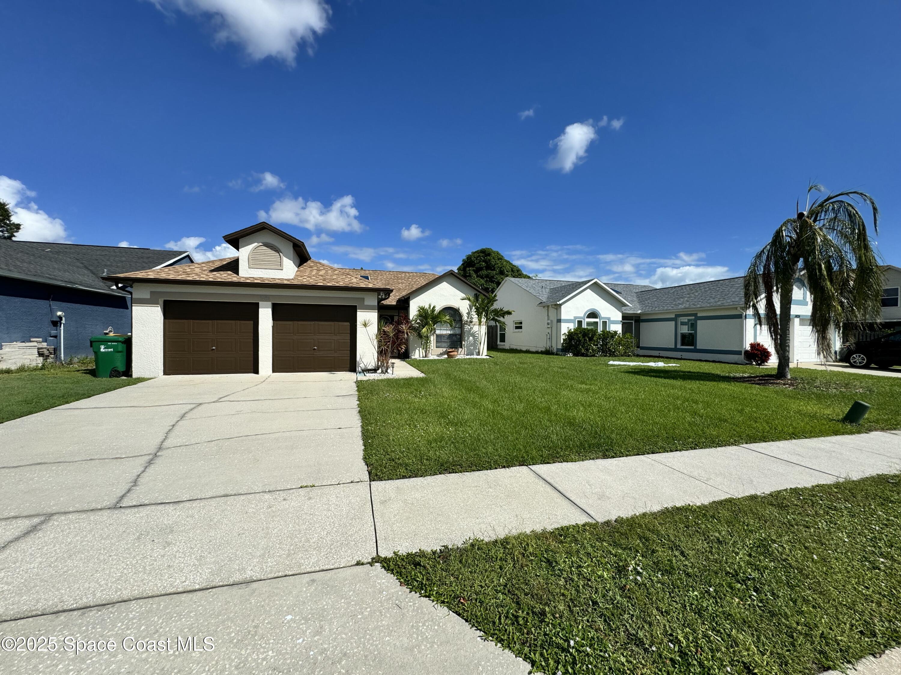 1436 Brook Drive, Melbourne