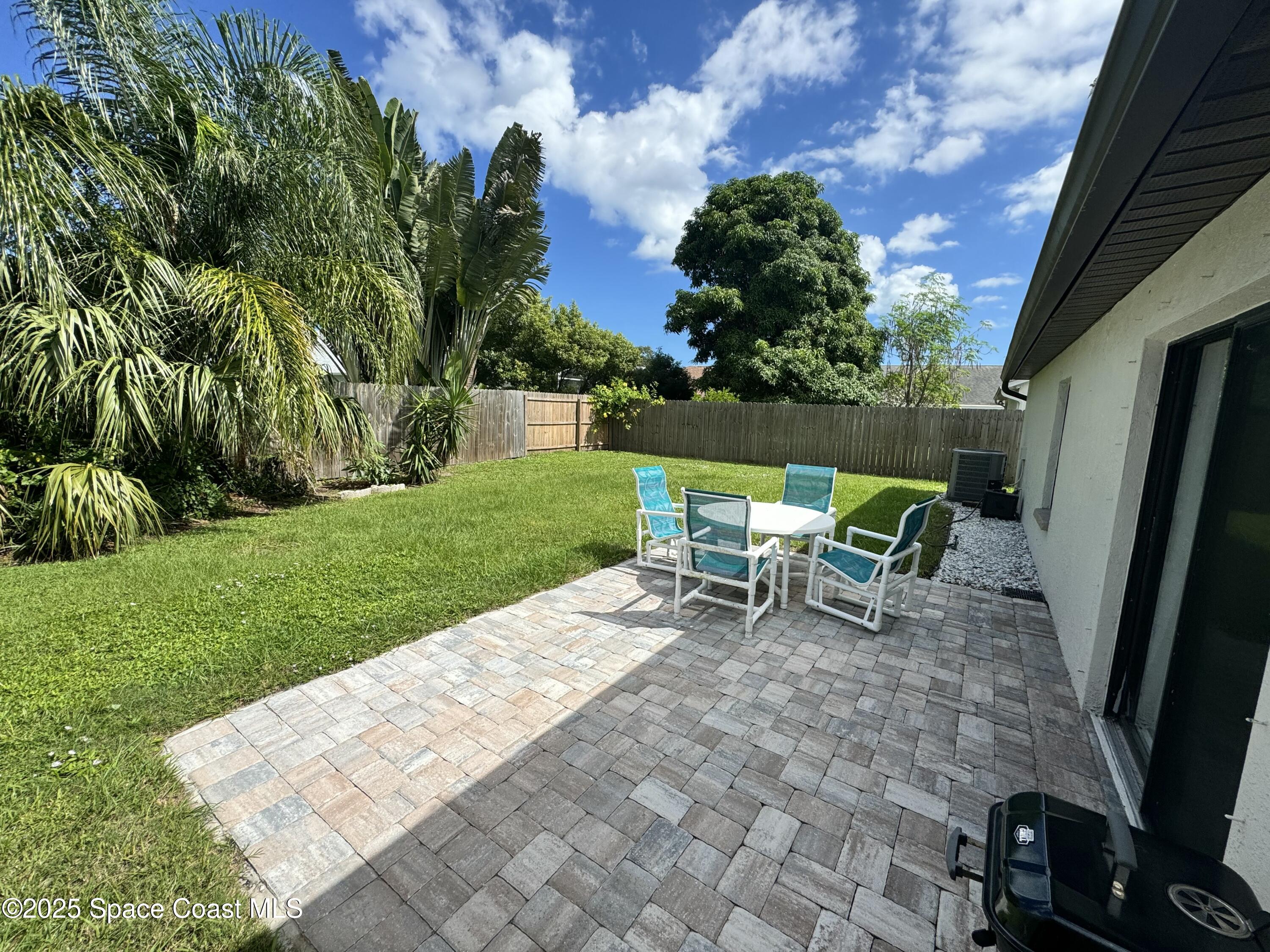 1436 Brook Drive, Melbourne
