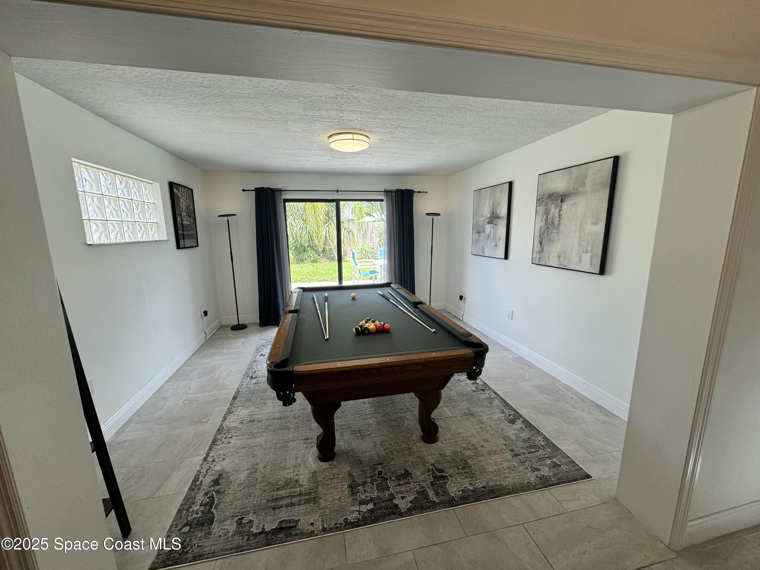 1436 Brook Drive, Melbourne