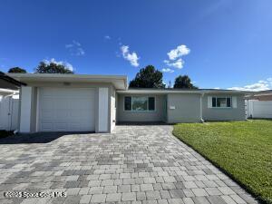 789 Walnut Drive