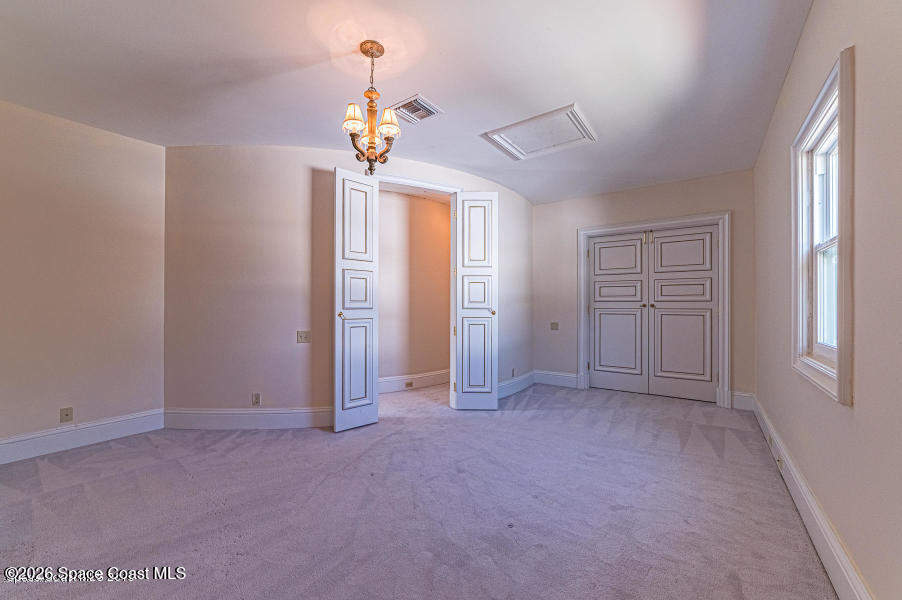 1000 N Riverside Drive