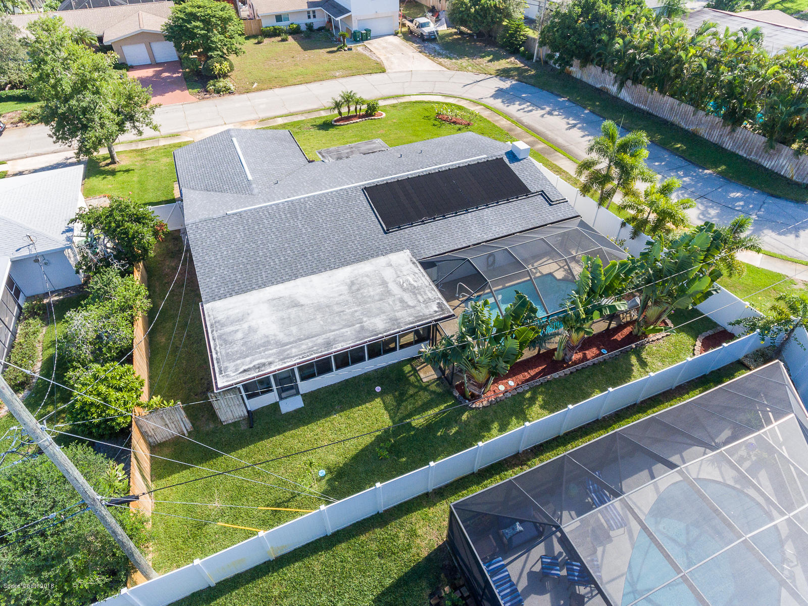 240 Pineapple Street