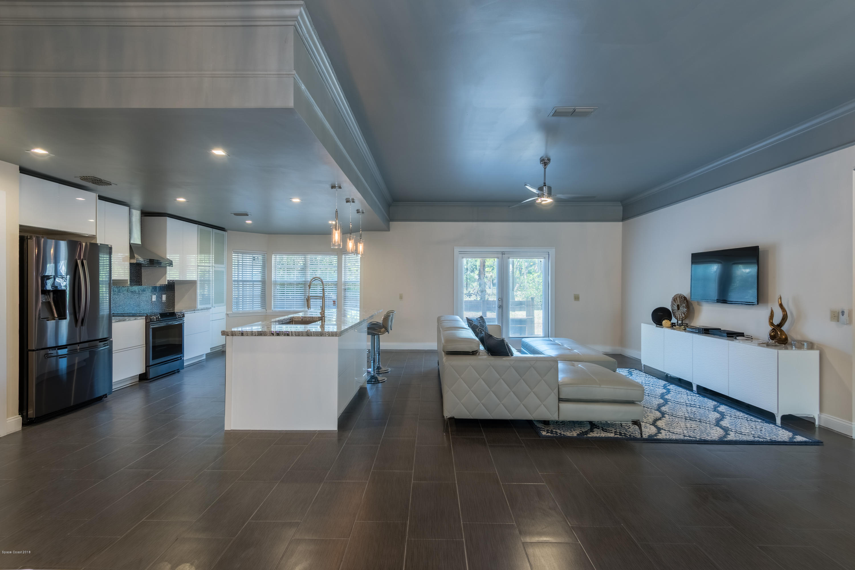 1185 Old Parsonage Drive