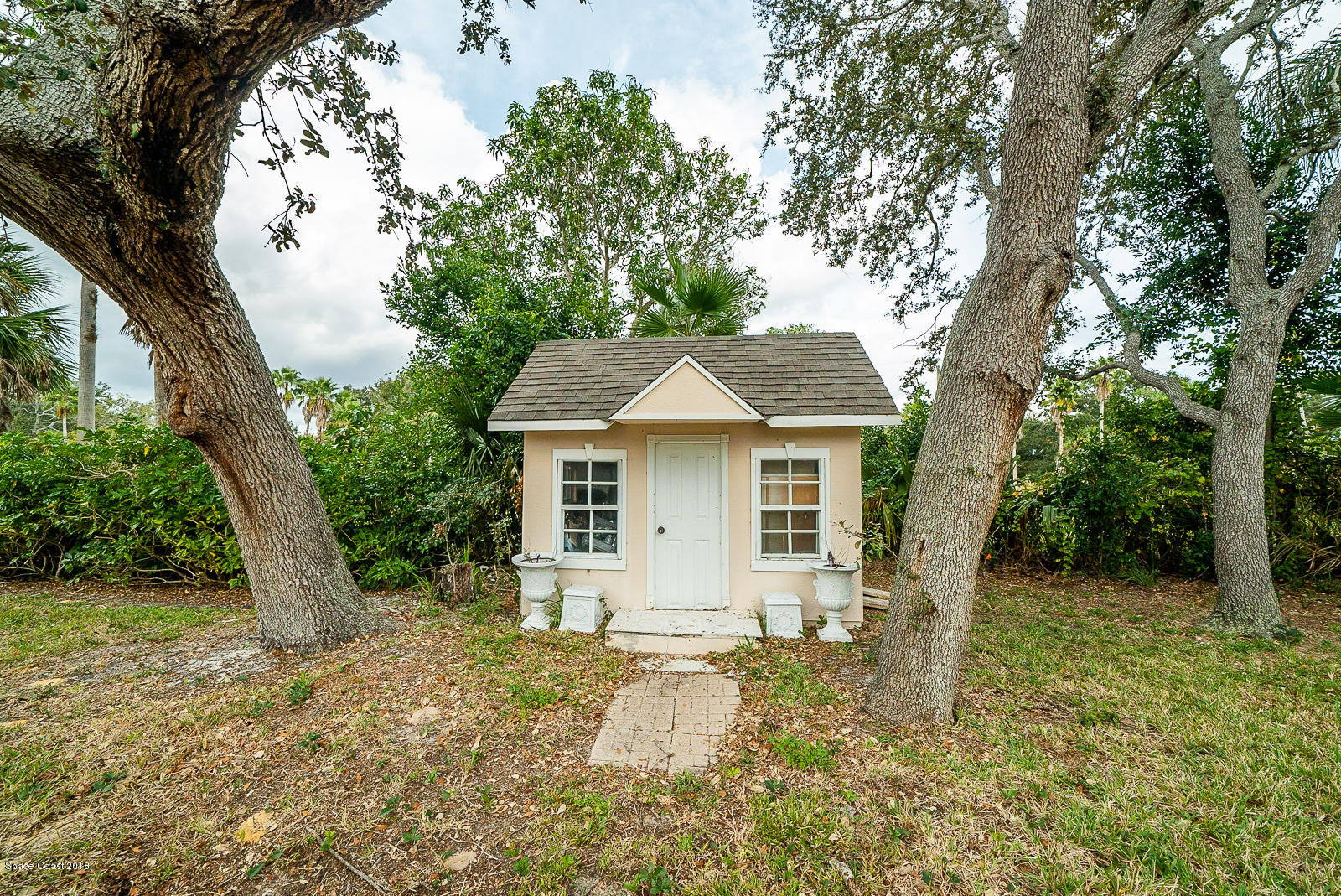 1185 Old Parsonage Drive