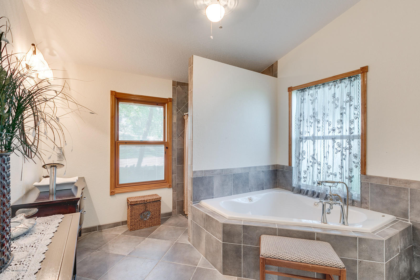 625 Sandpiper Circle