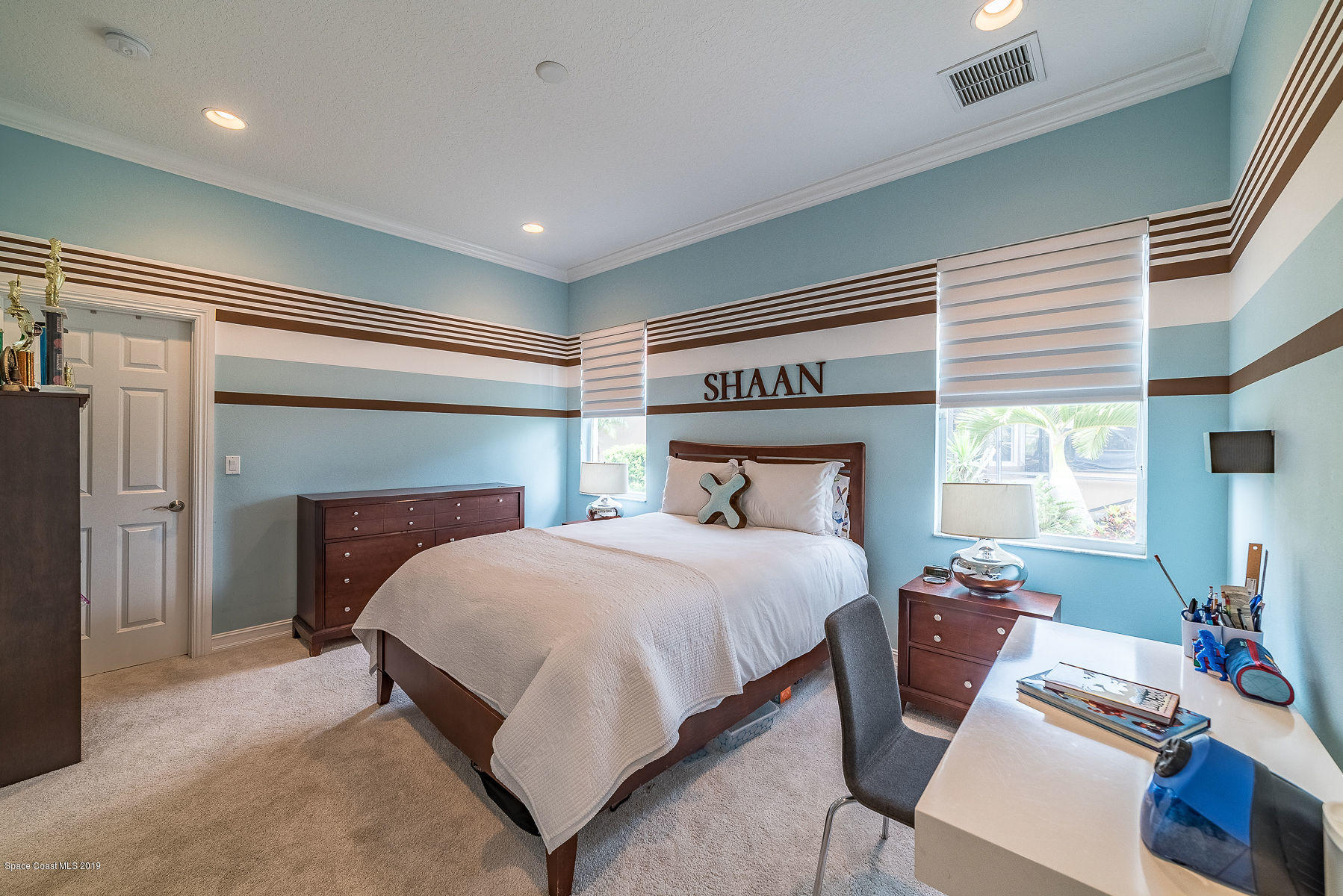 6695 Arroyo Drive
