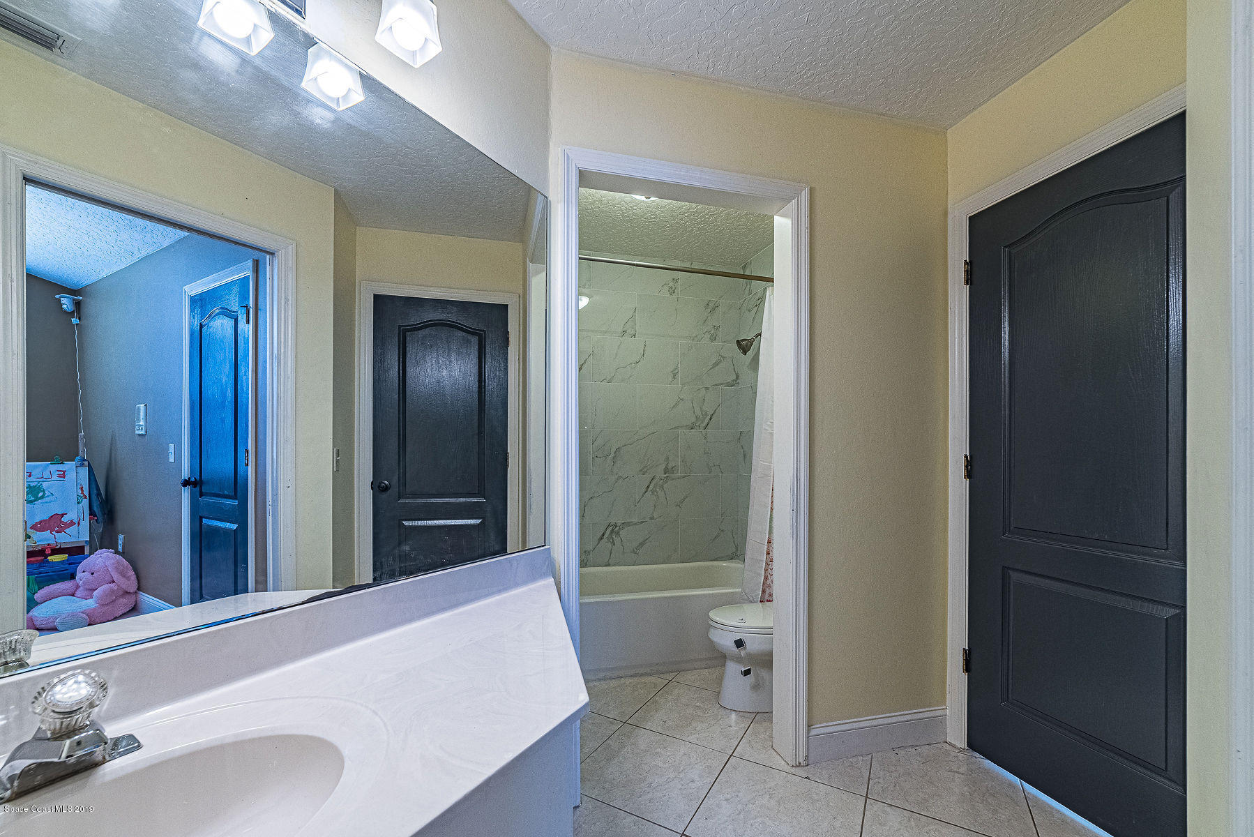 3987 Saint Armens Circle