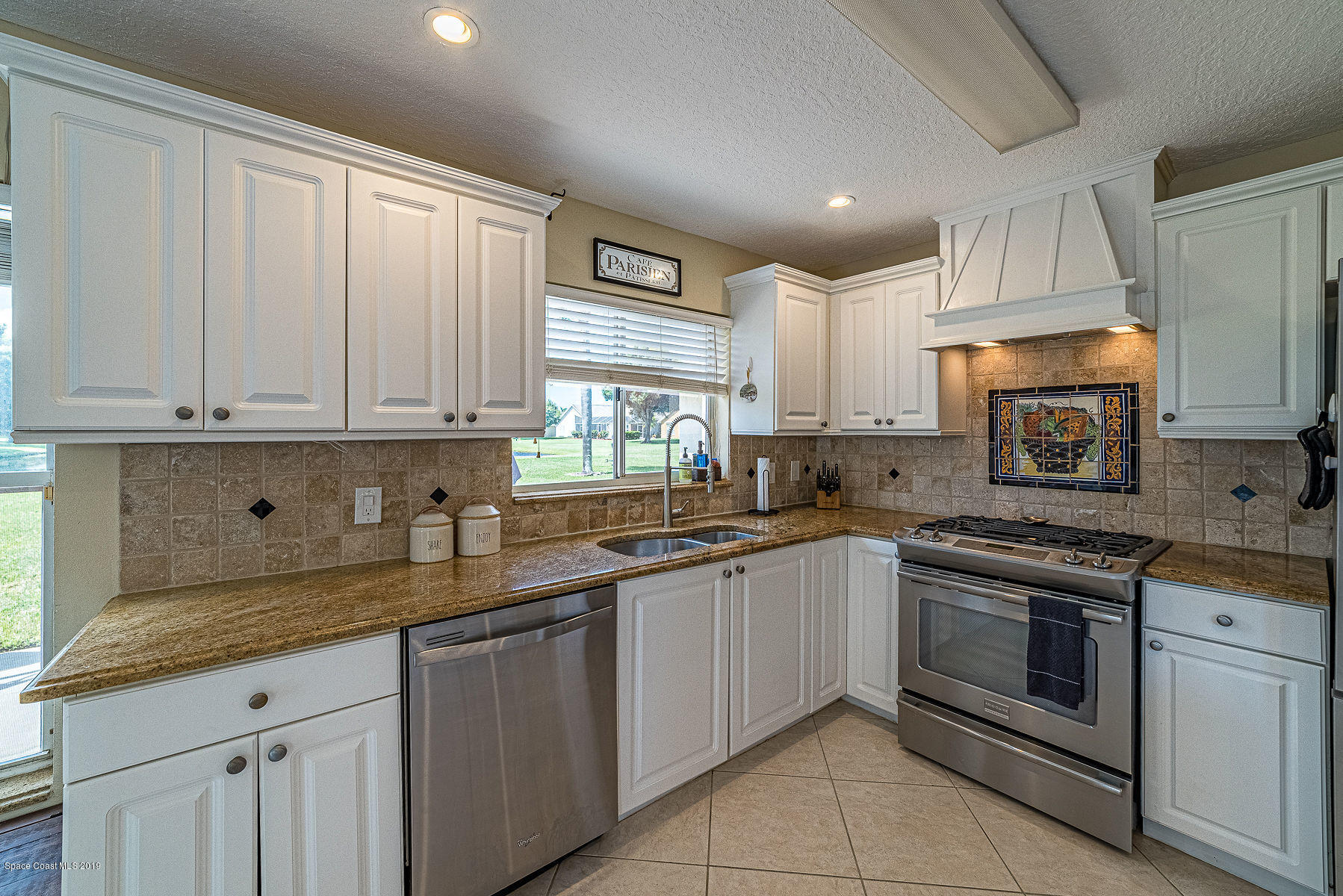 3987 Saint Armens Circle