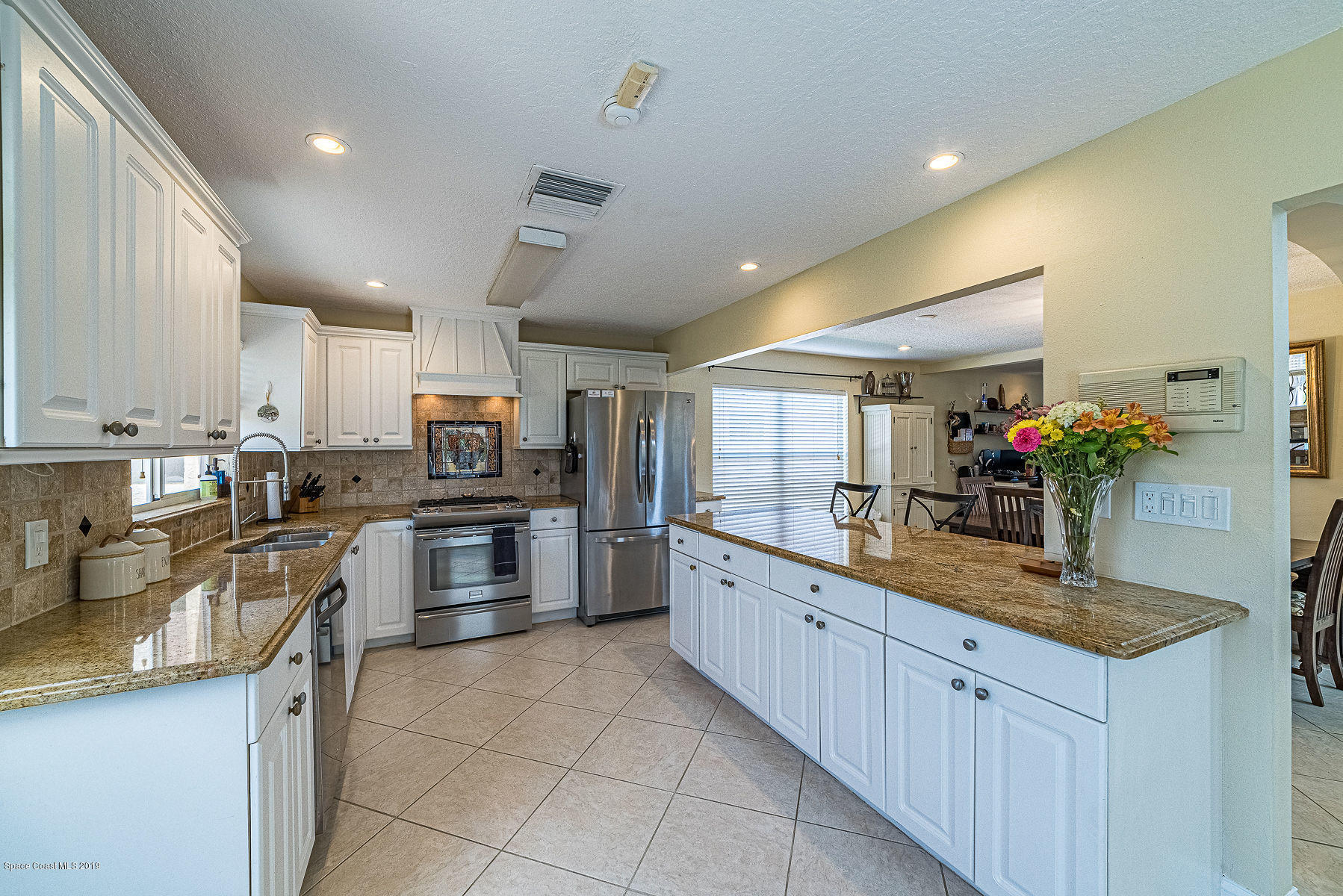 3987 Saint Armens Circle