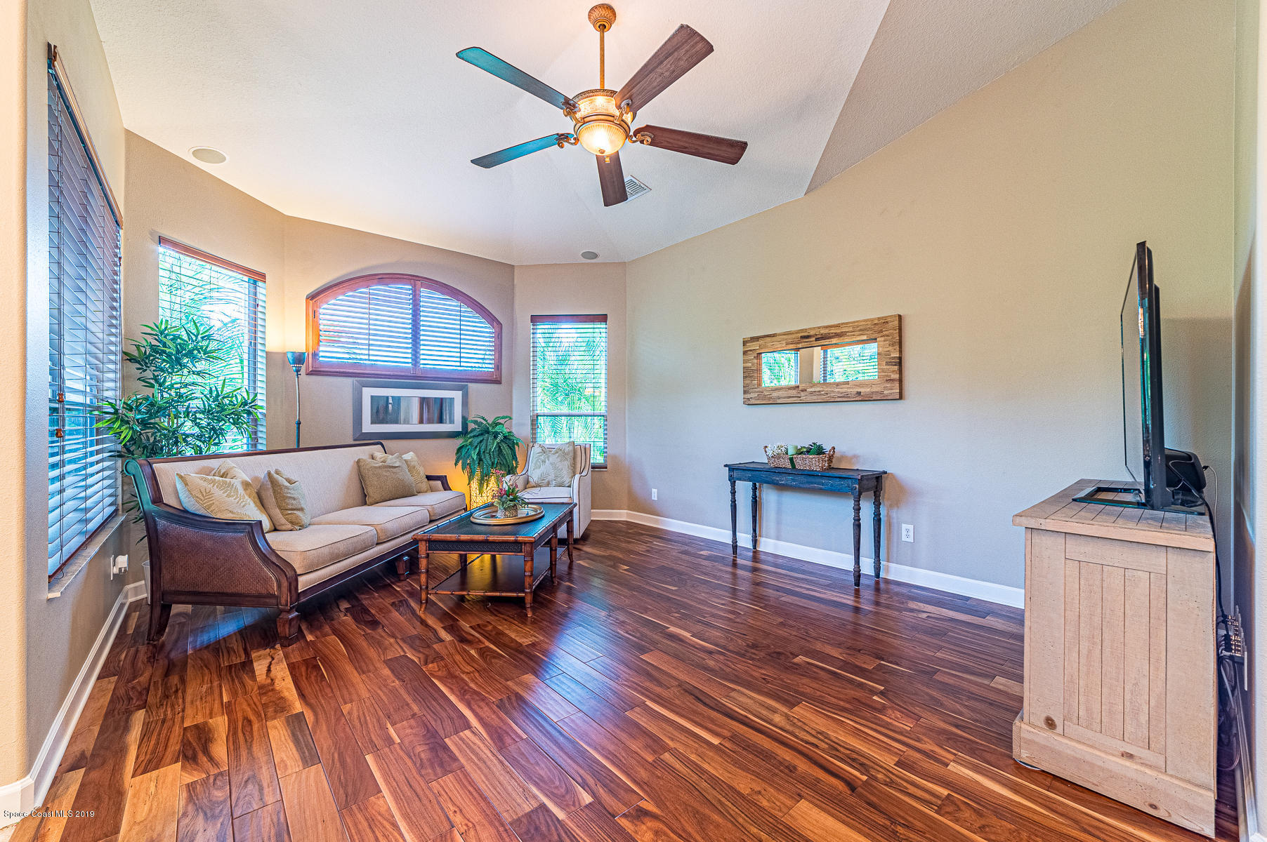 8103 Old Tramway Drive