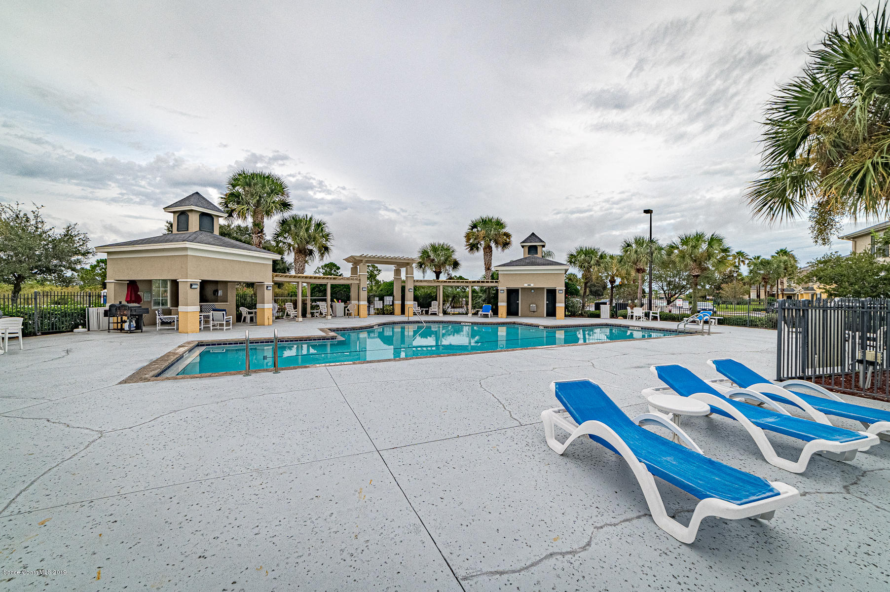 5692 Star Rush Drive, 204