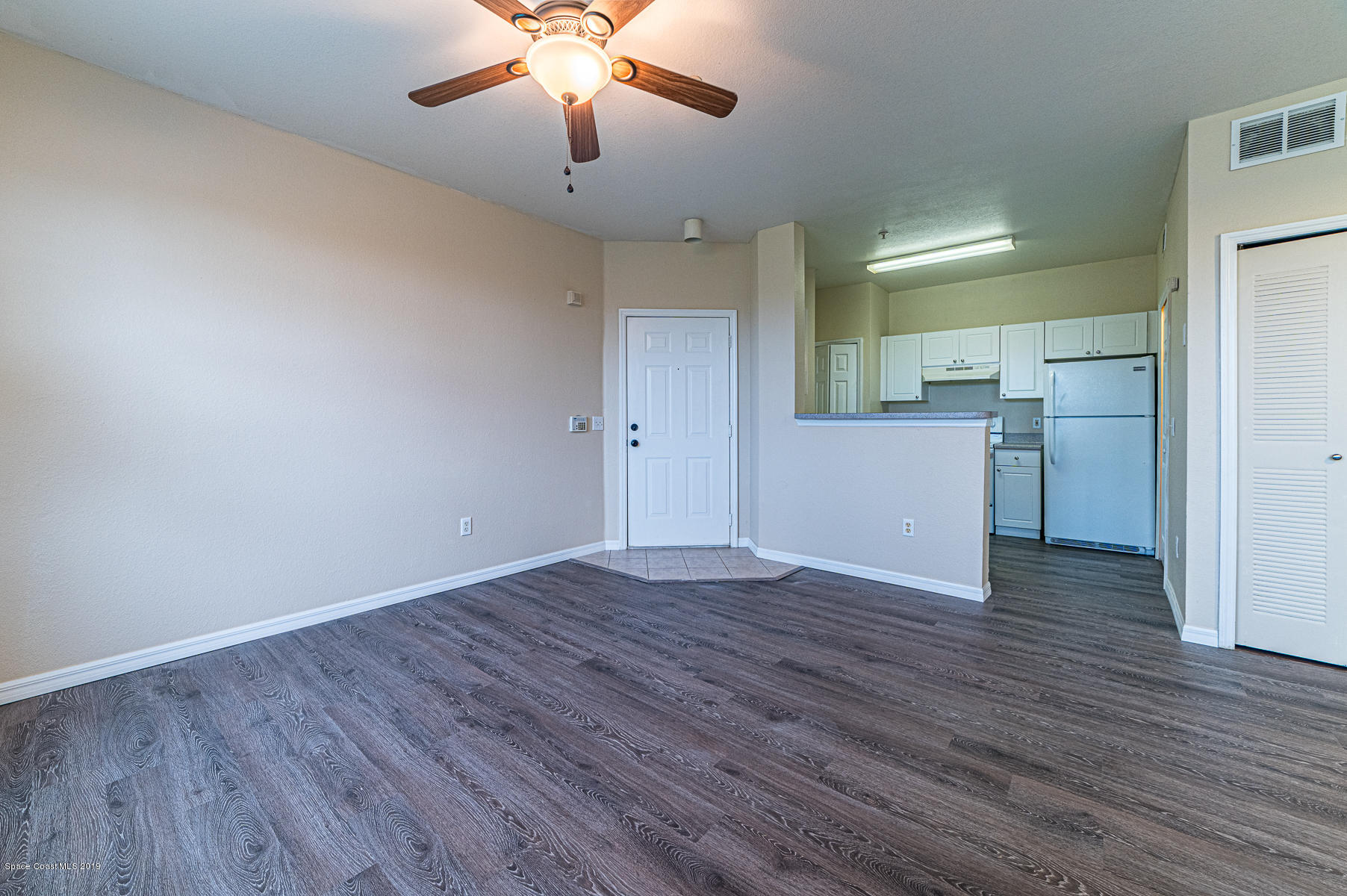 5692 Star Rush Drive, 204