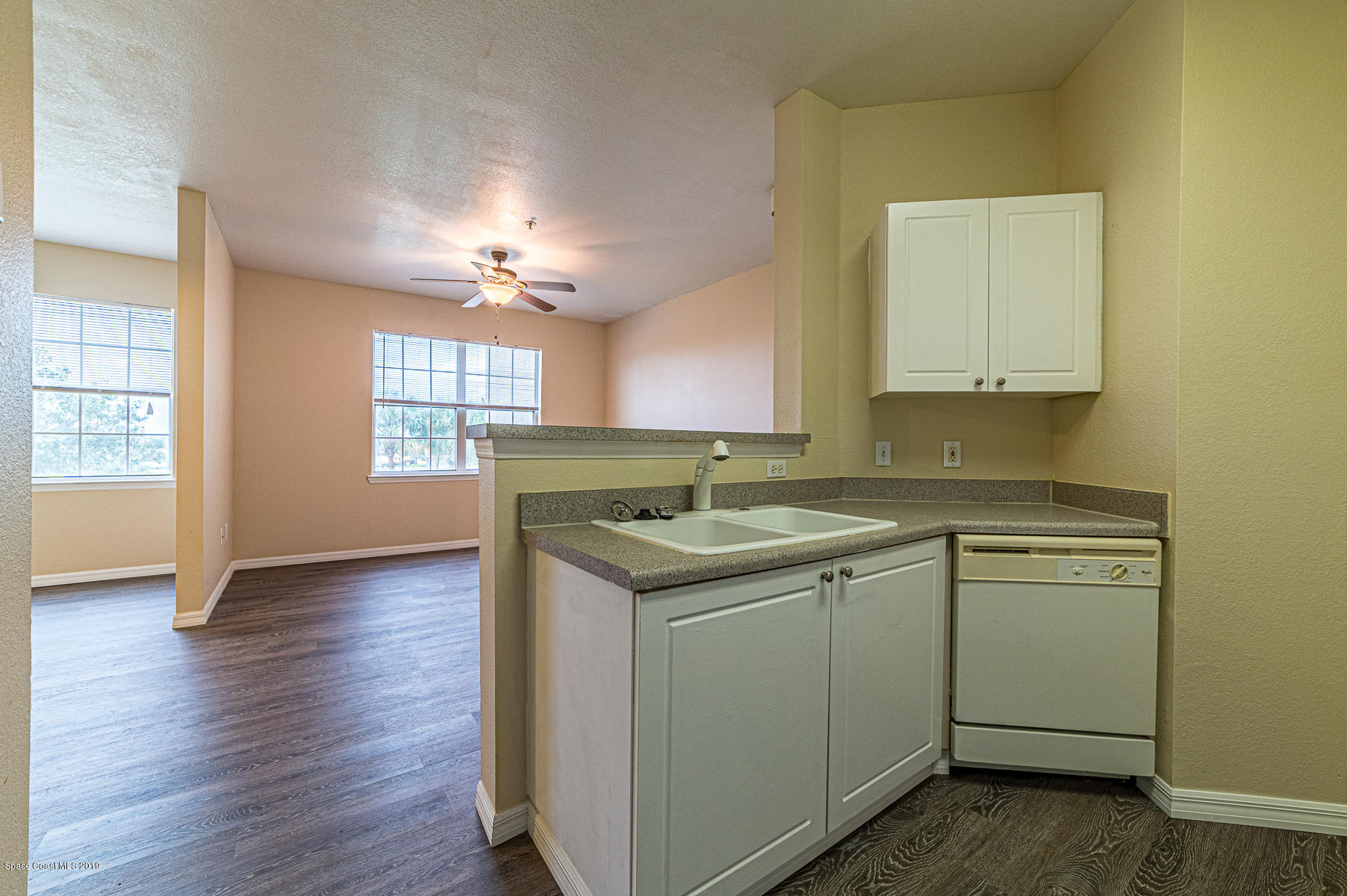 5692 Star Rush Drive, 204