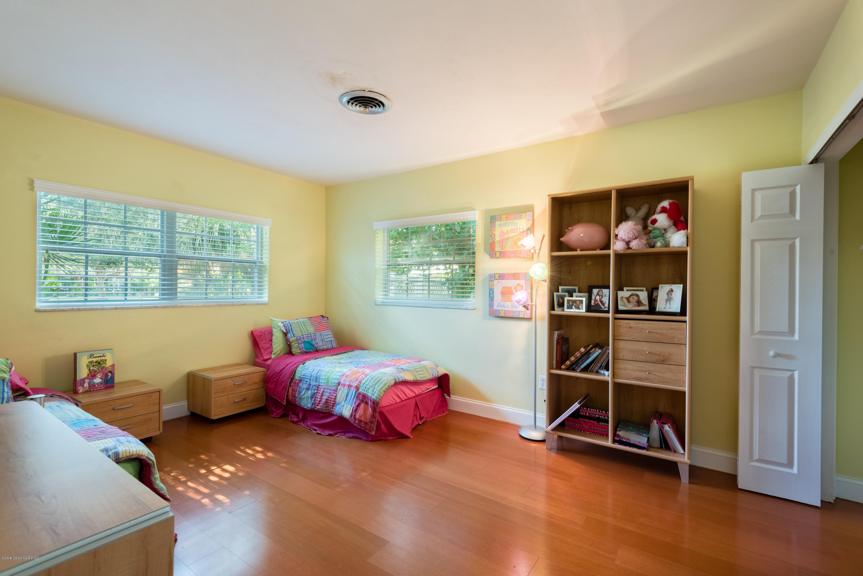 509 Riverside Circle
