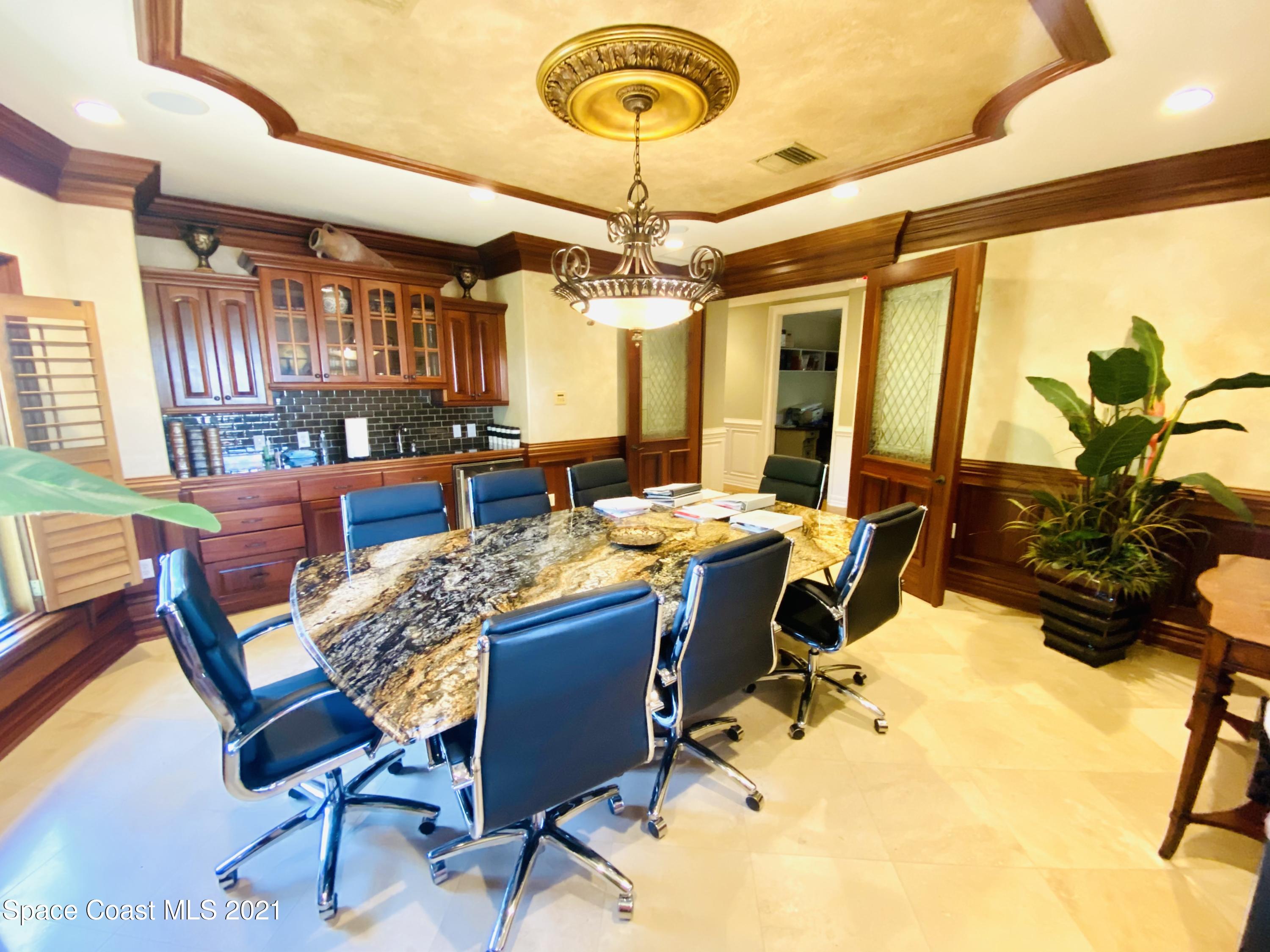 3999 N Harbor City Boulevard, B