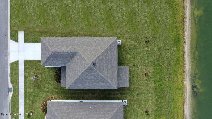 578 Cooper Court SW