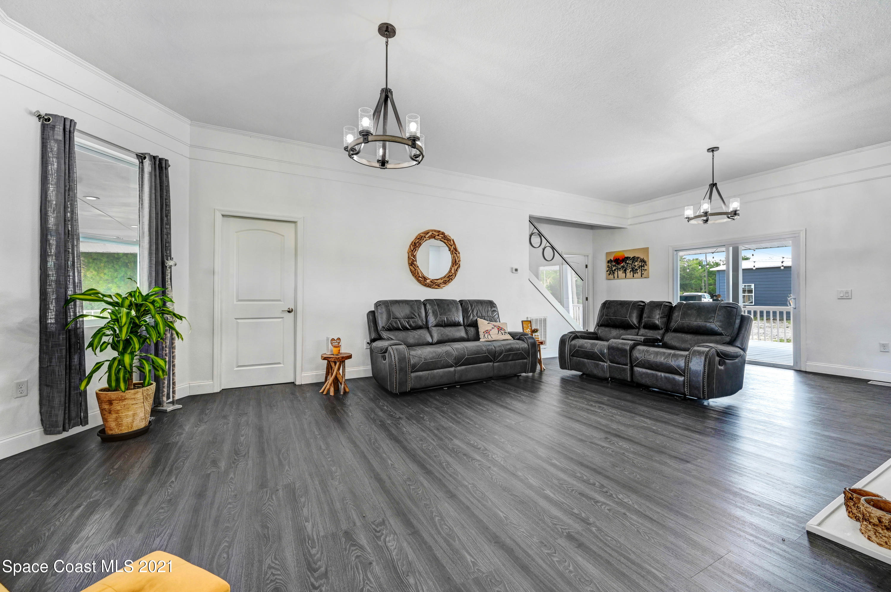 4485 Aurantia Road