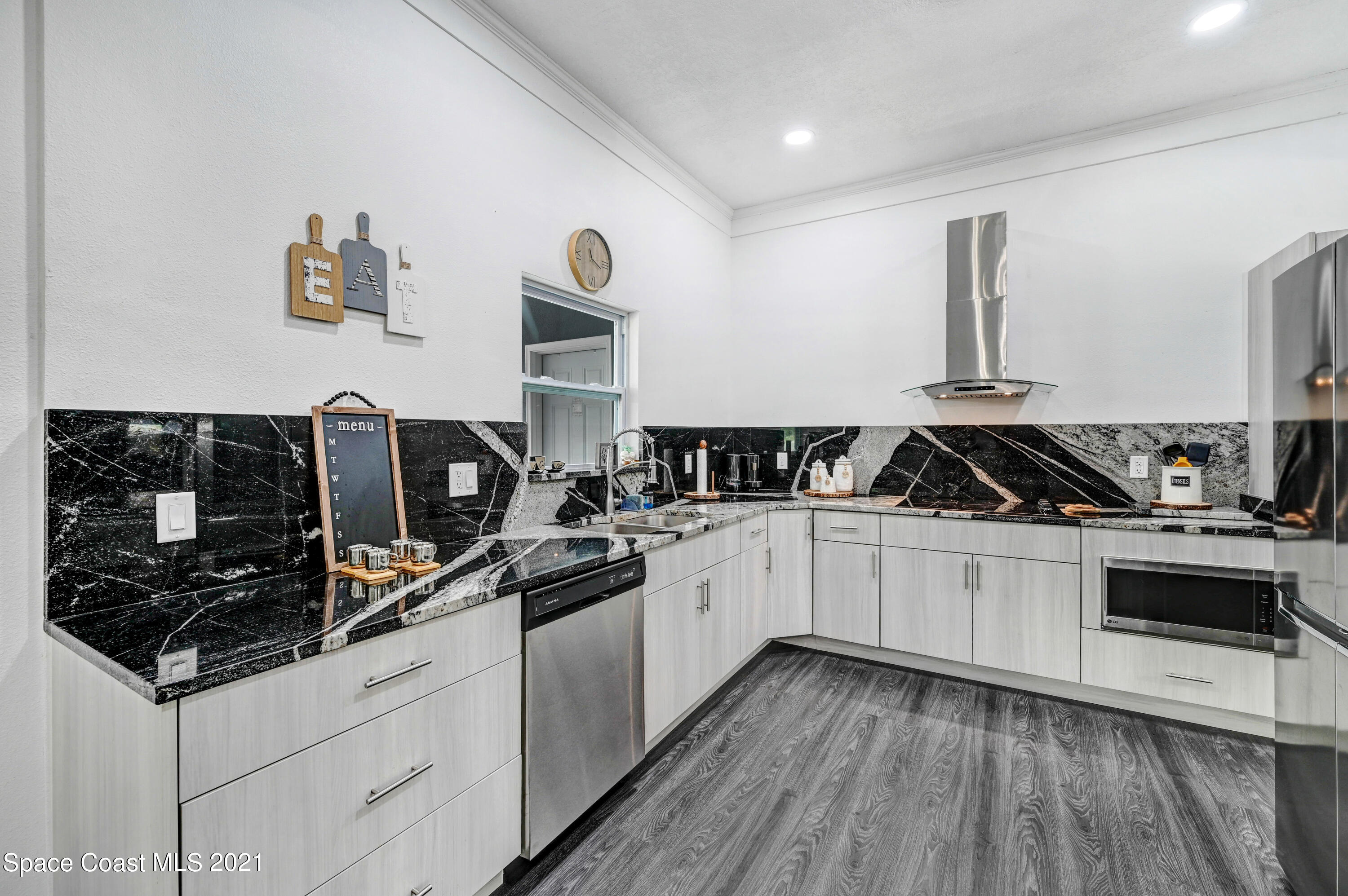 4485 Aurantia Road