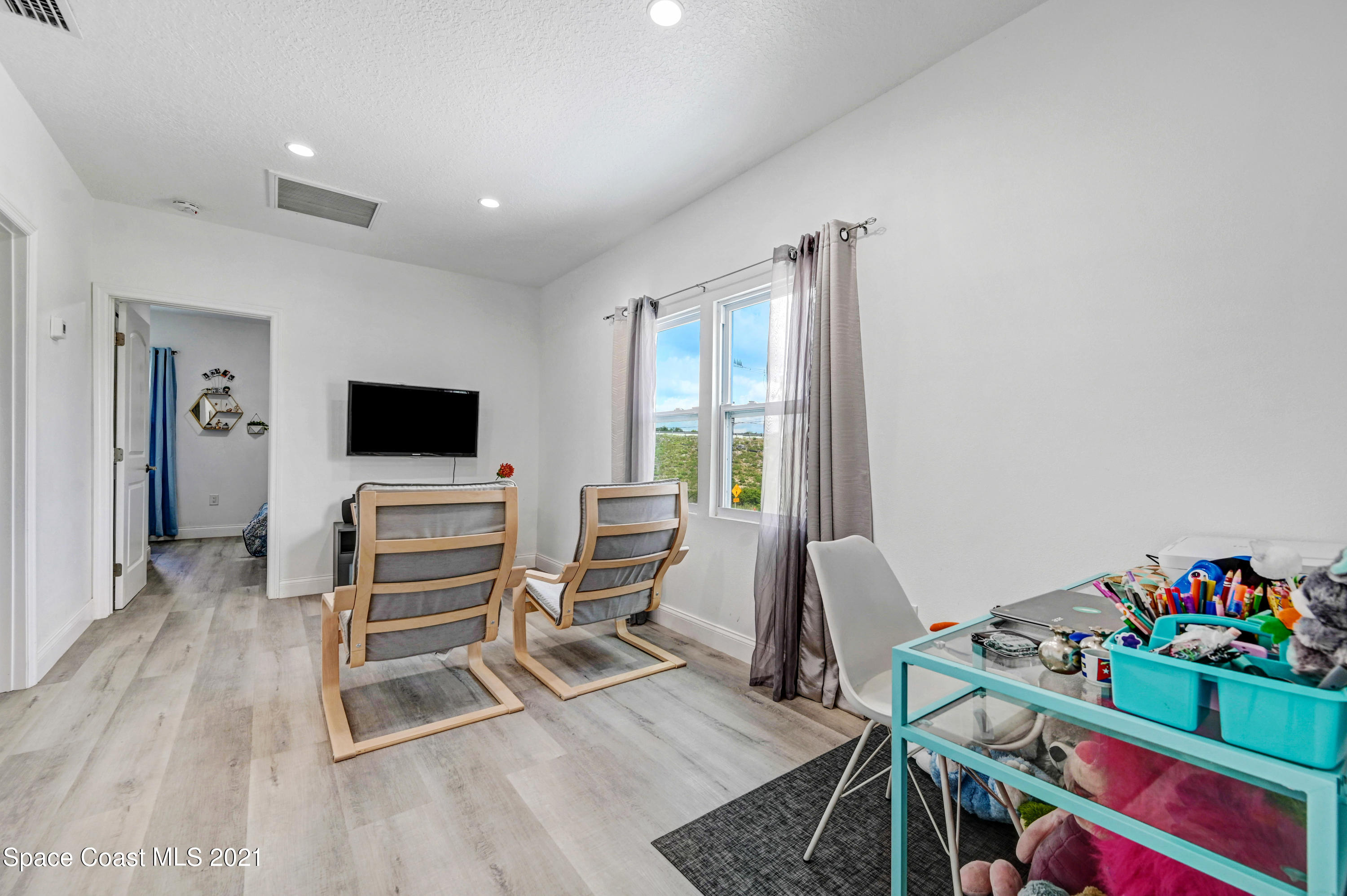 4485 Aurantia Road