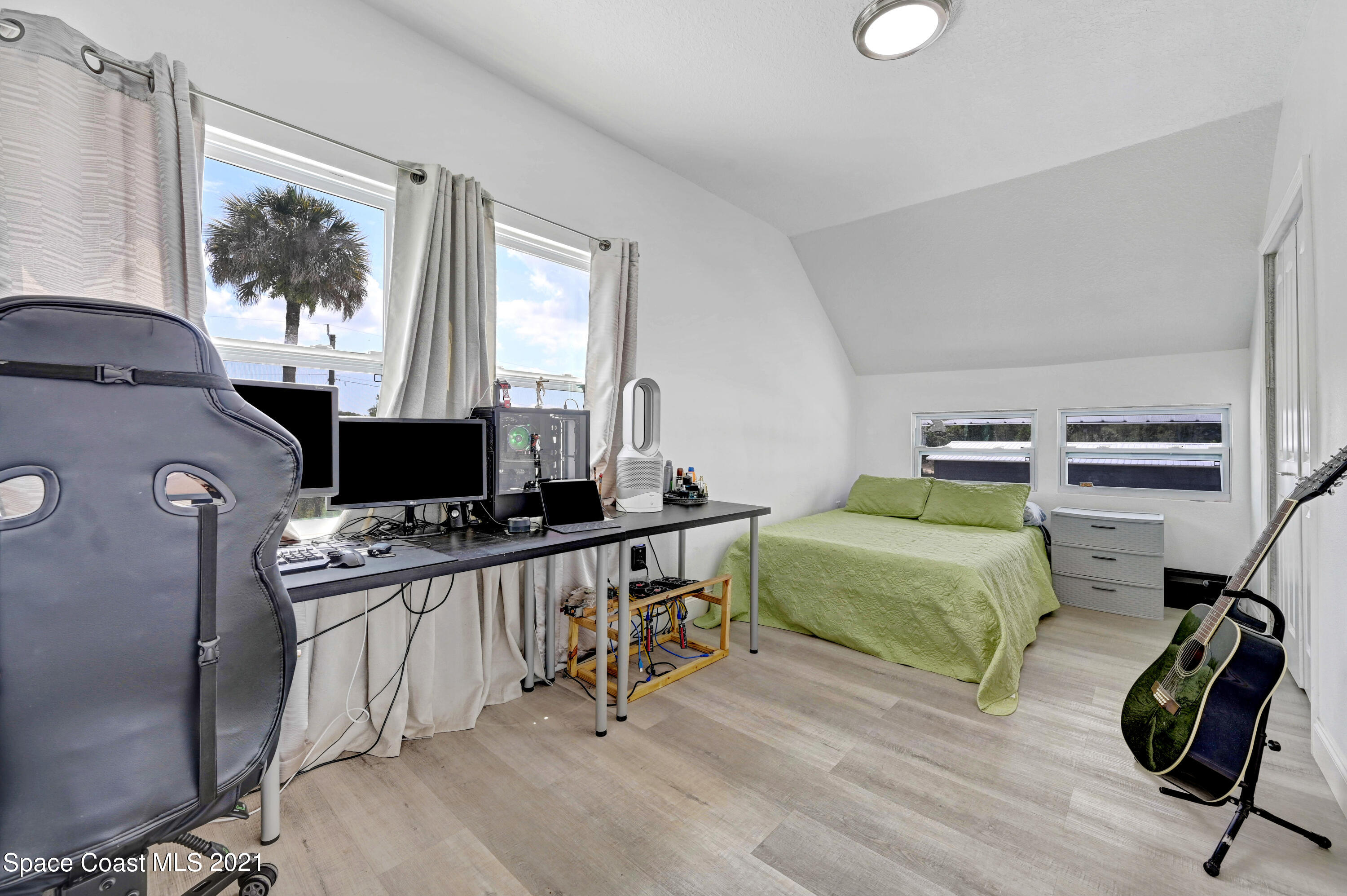 4485 Aurantia Road