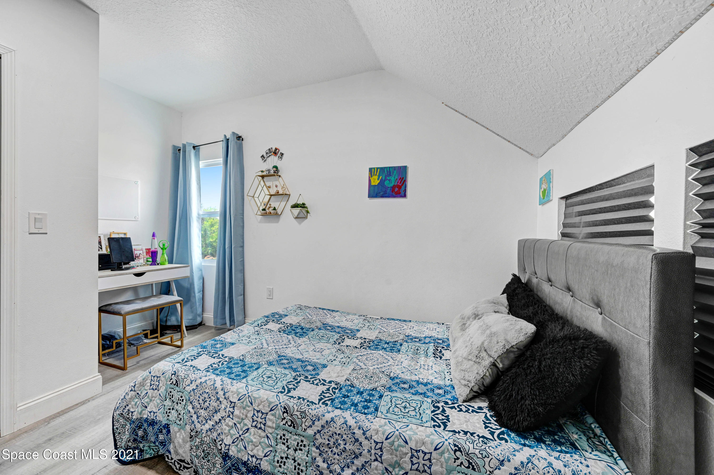 4485 Aurantia Road