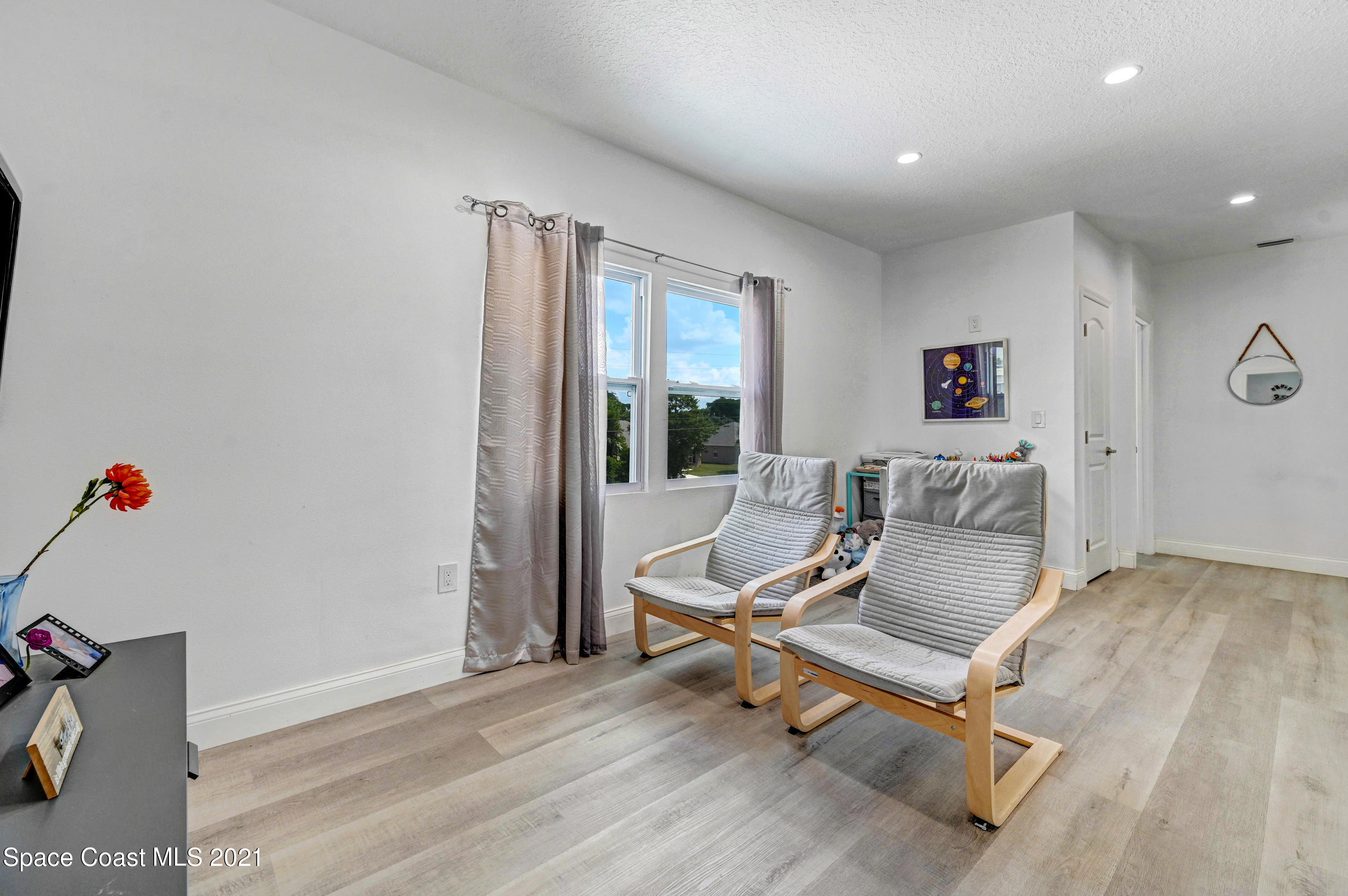 4485 Aurantia Road