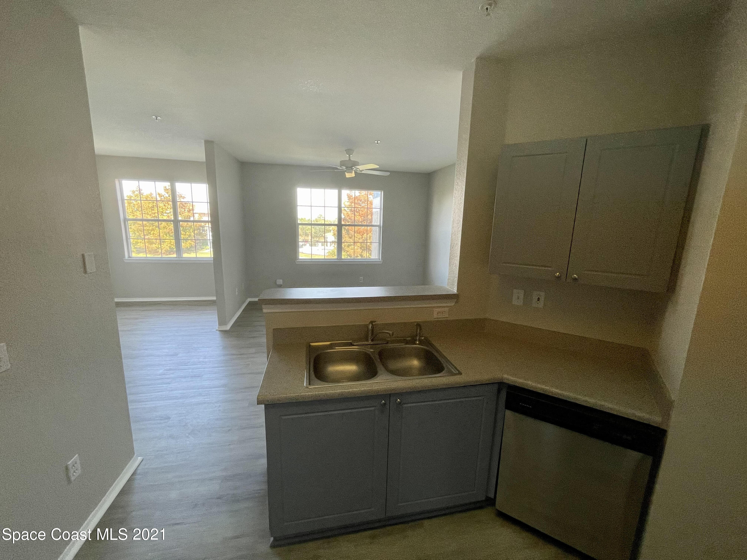 5683 Star Rush Drive, 302