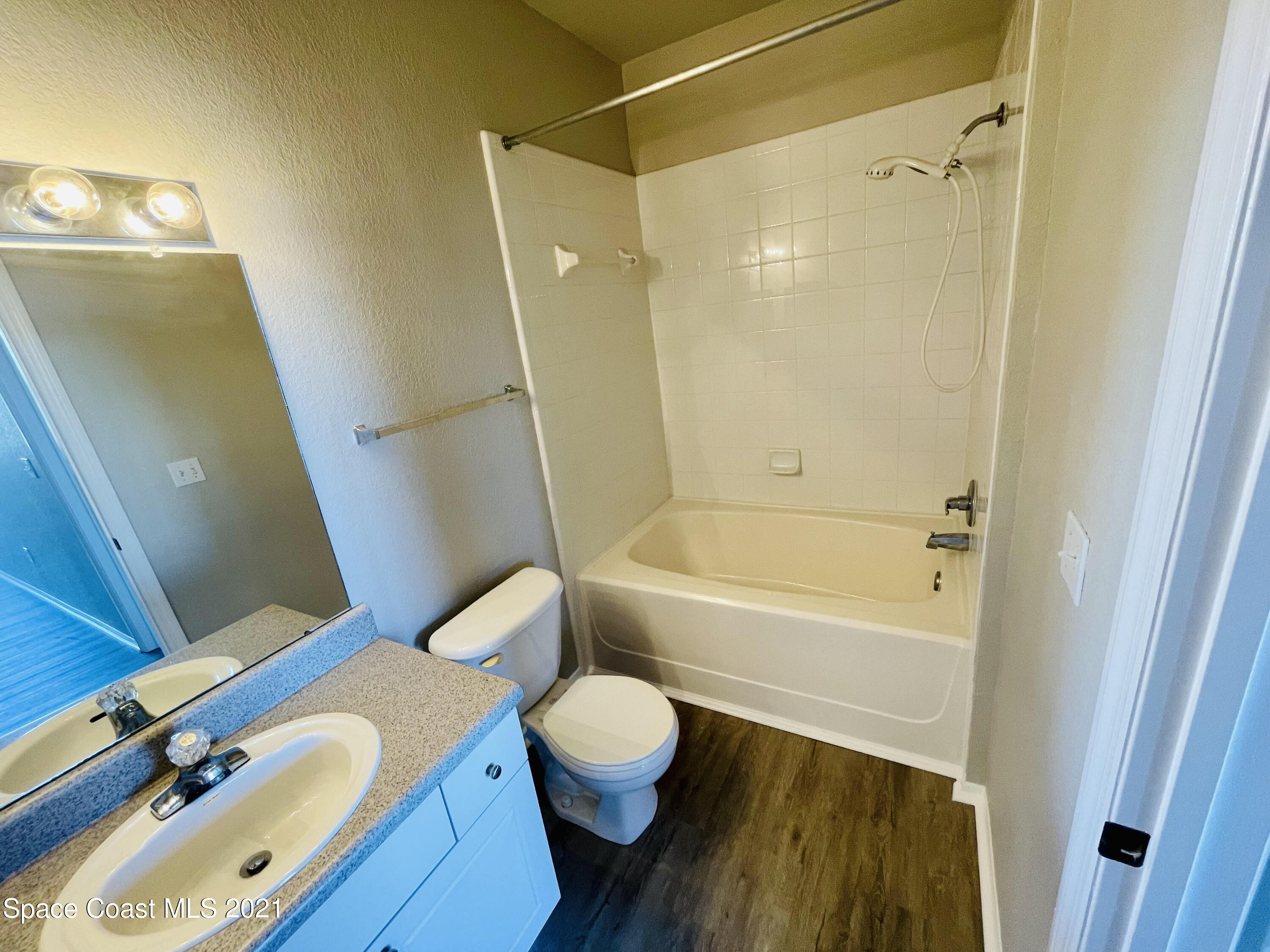 5683 Star Rush Drive, 302