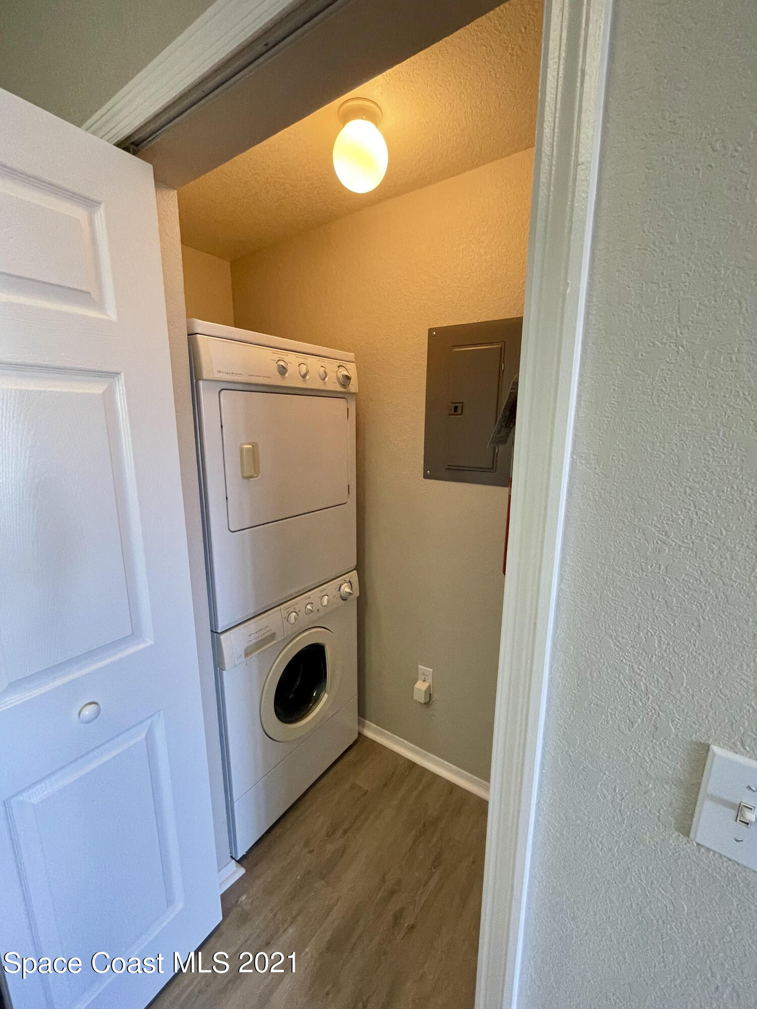 5683 Star Rush Drive, 302