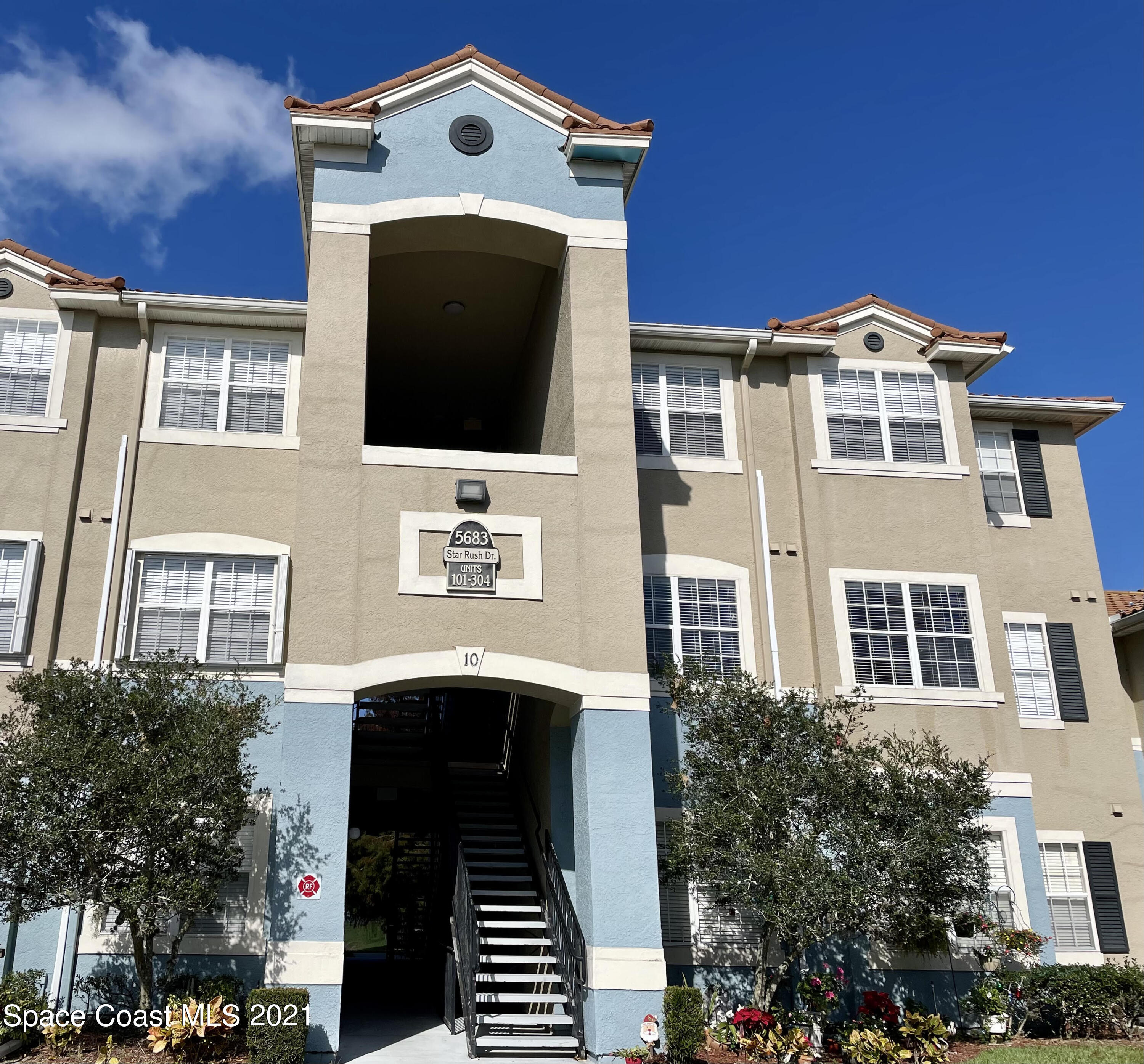 5683 Star Rush Drive, 302