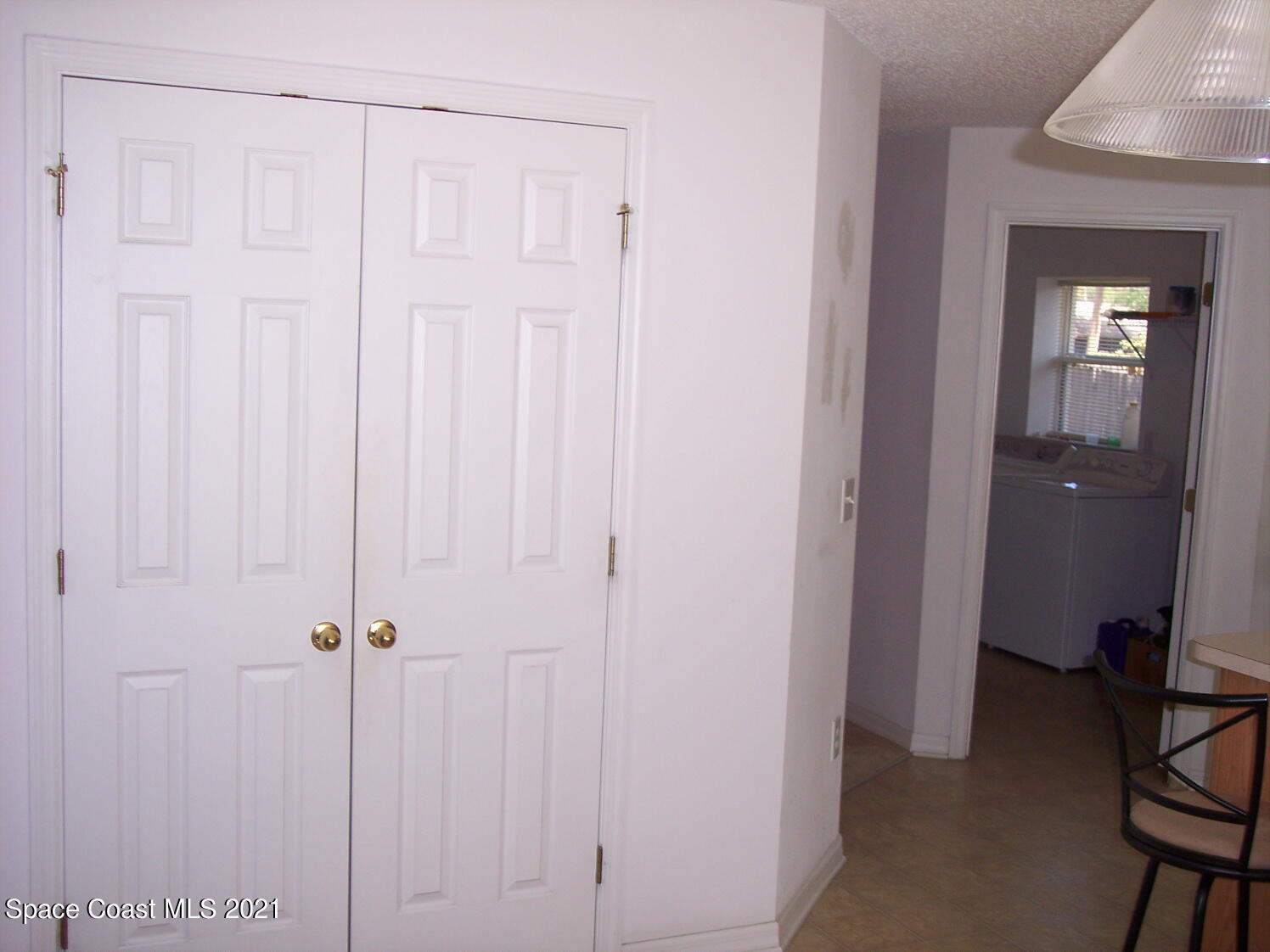 918 Zamora Street SE, 16