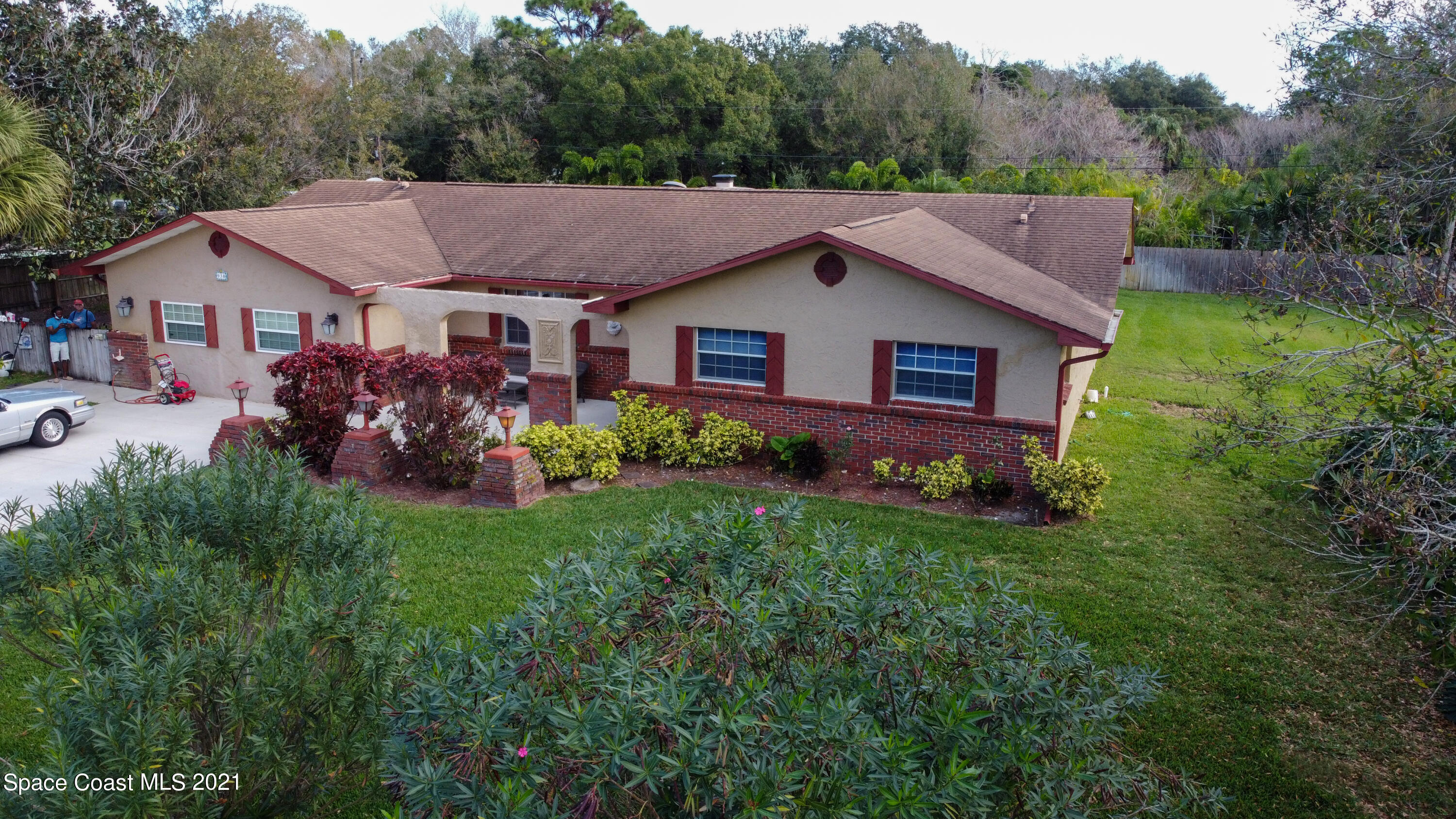 930 Miller Lane